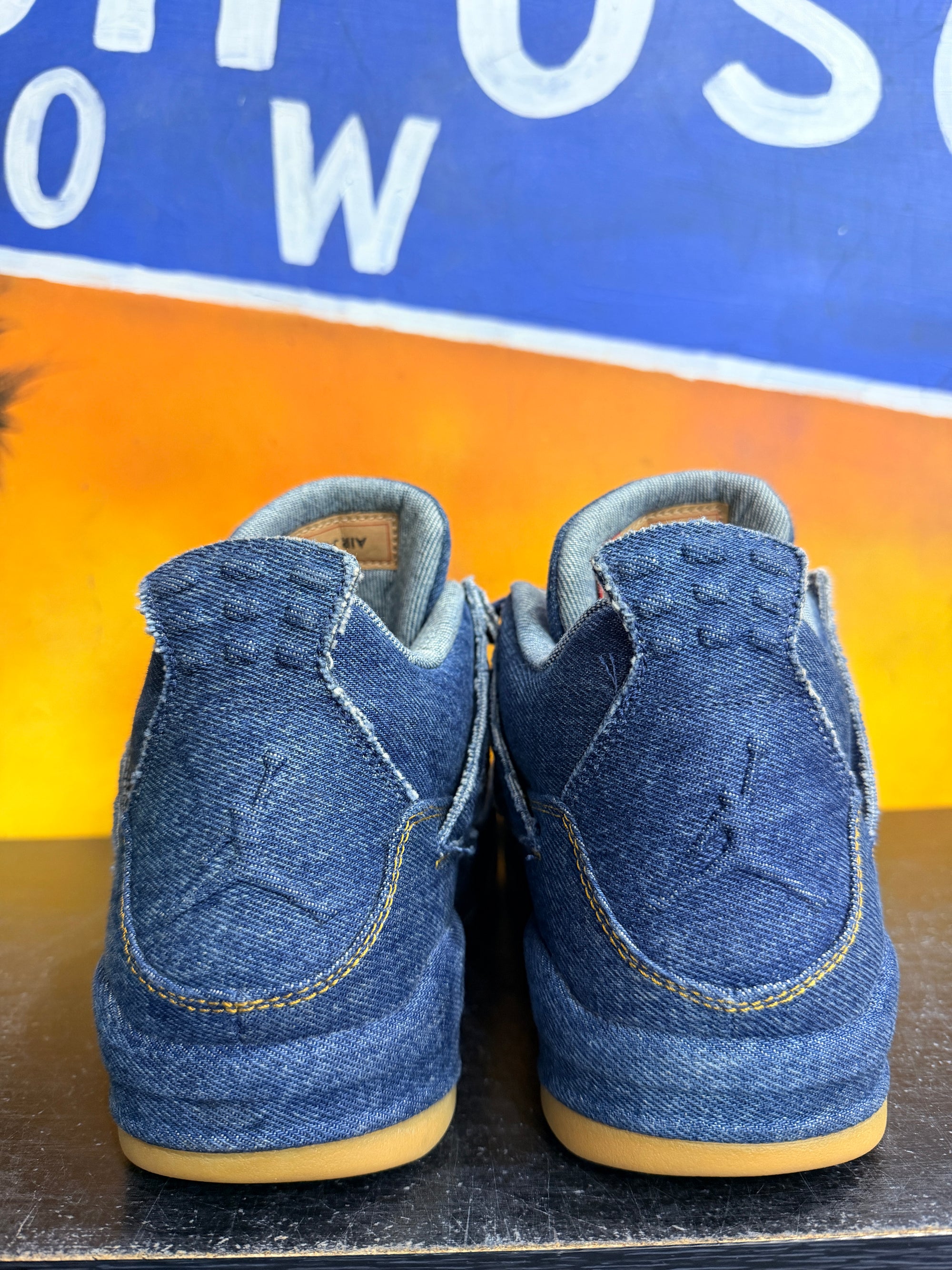 Jordan 4 Retro Levi's Denim (Tag with Levi's Logo)