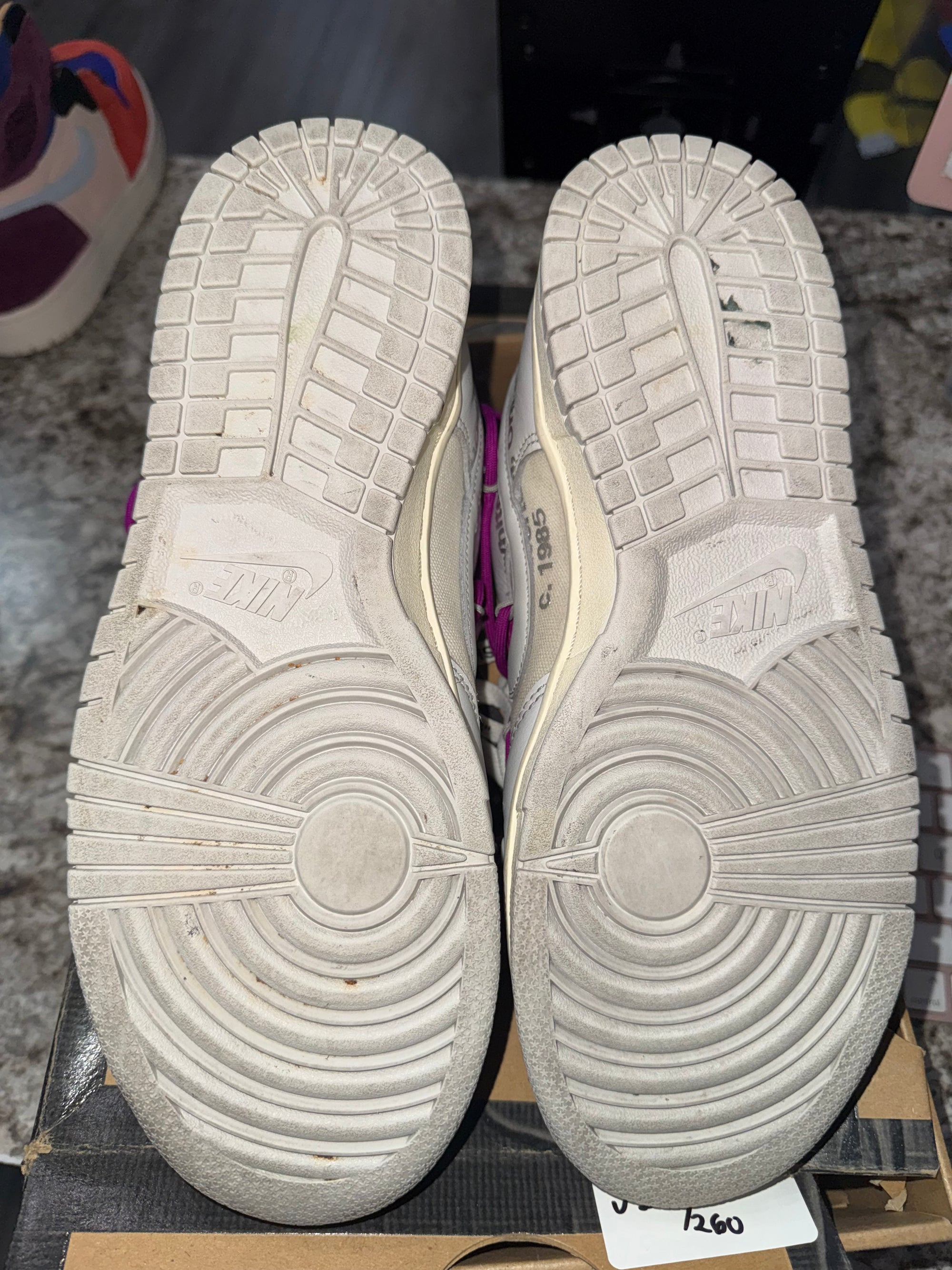 Nike Dunk Low Off-White Lot 21 (DAMAGED BOX)