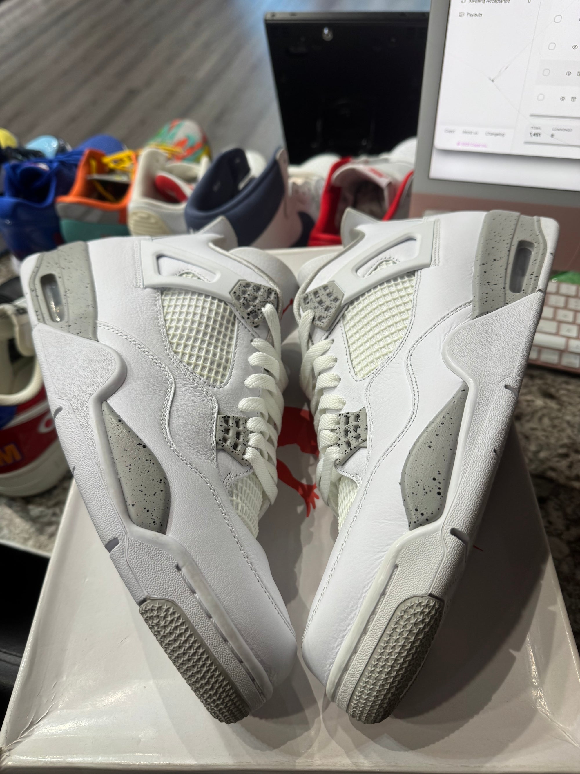 Jordan 4 Retro White Oreo (2021)