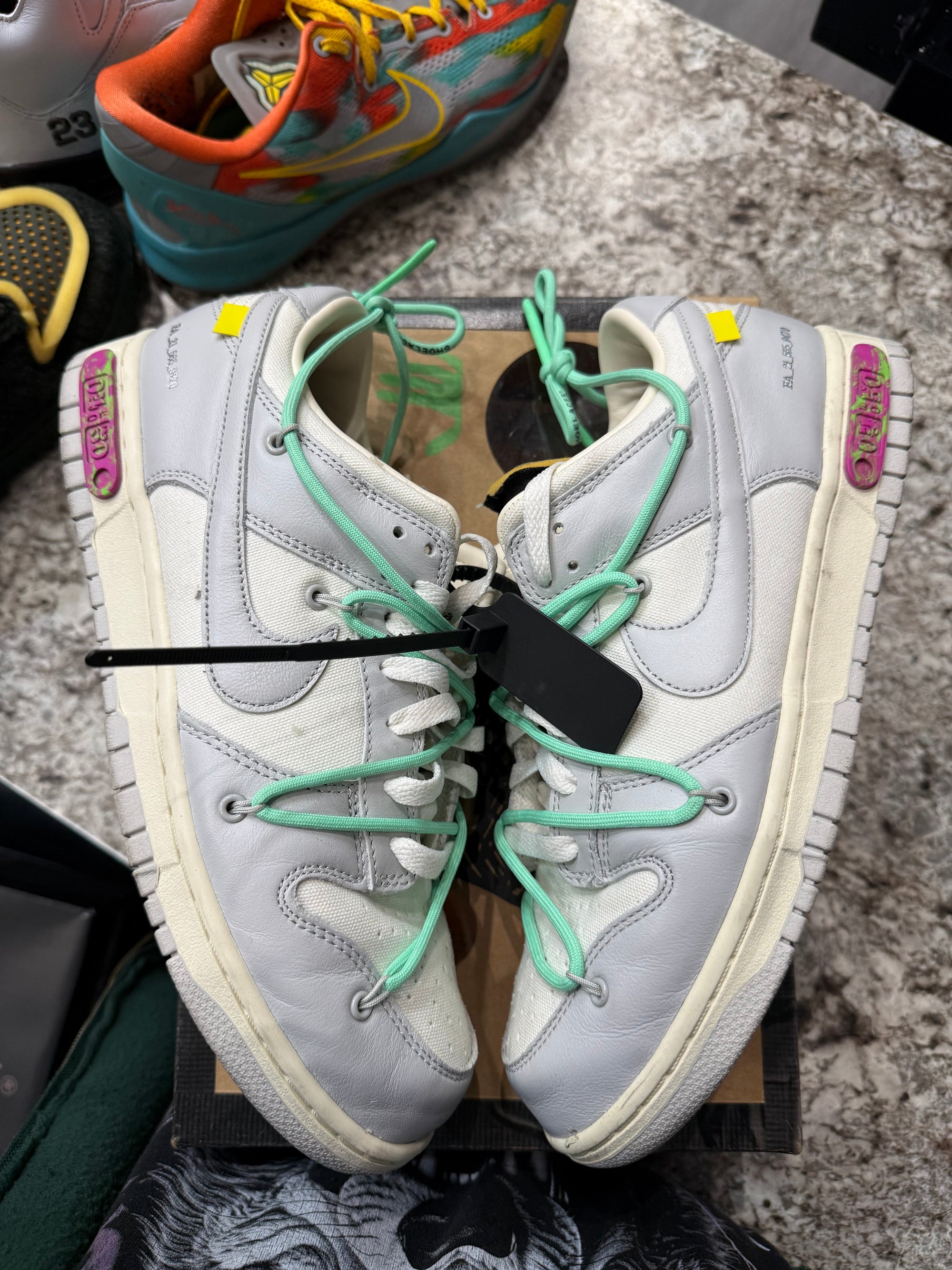 Nike Dunk Low Off-White Lot 4