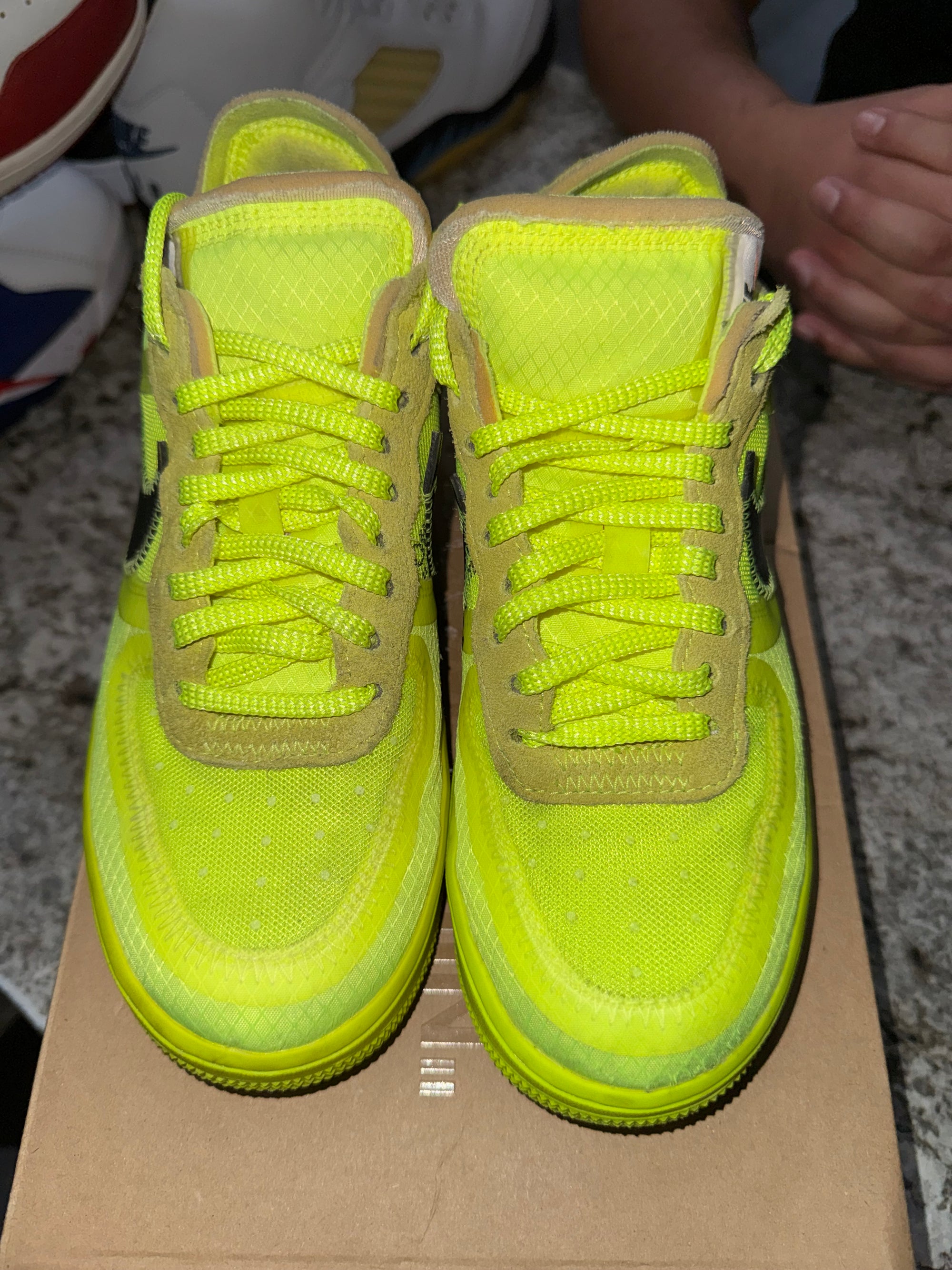 Nike Air Force 1 Low Off-White Volt