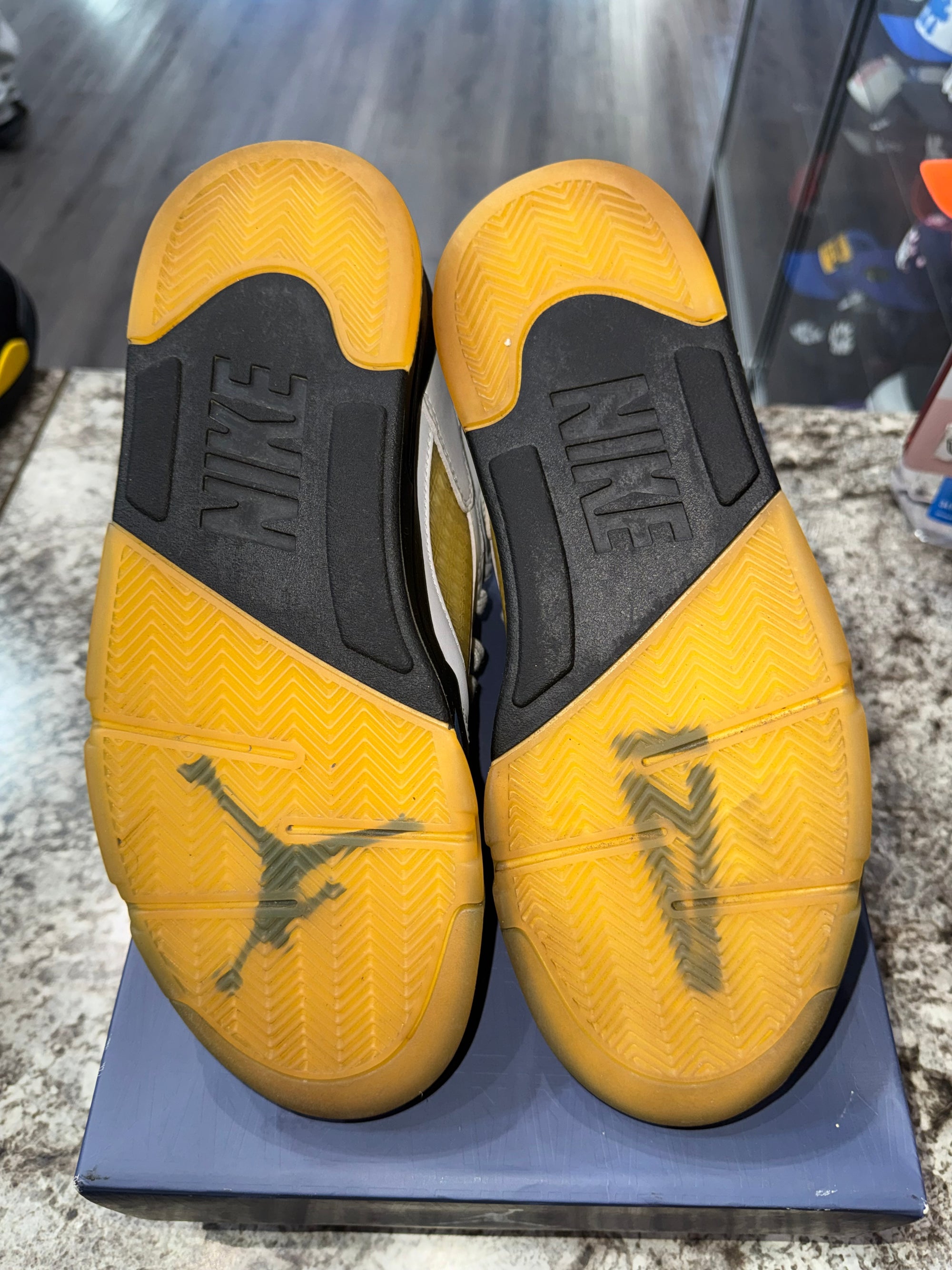 Jordan 5 Retro A Ma Maniére Dawn (Women's)
