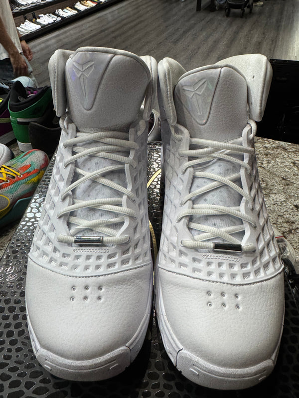 Nike Kobe 3 Protro Halo