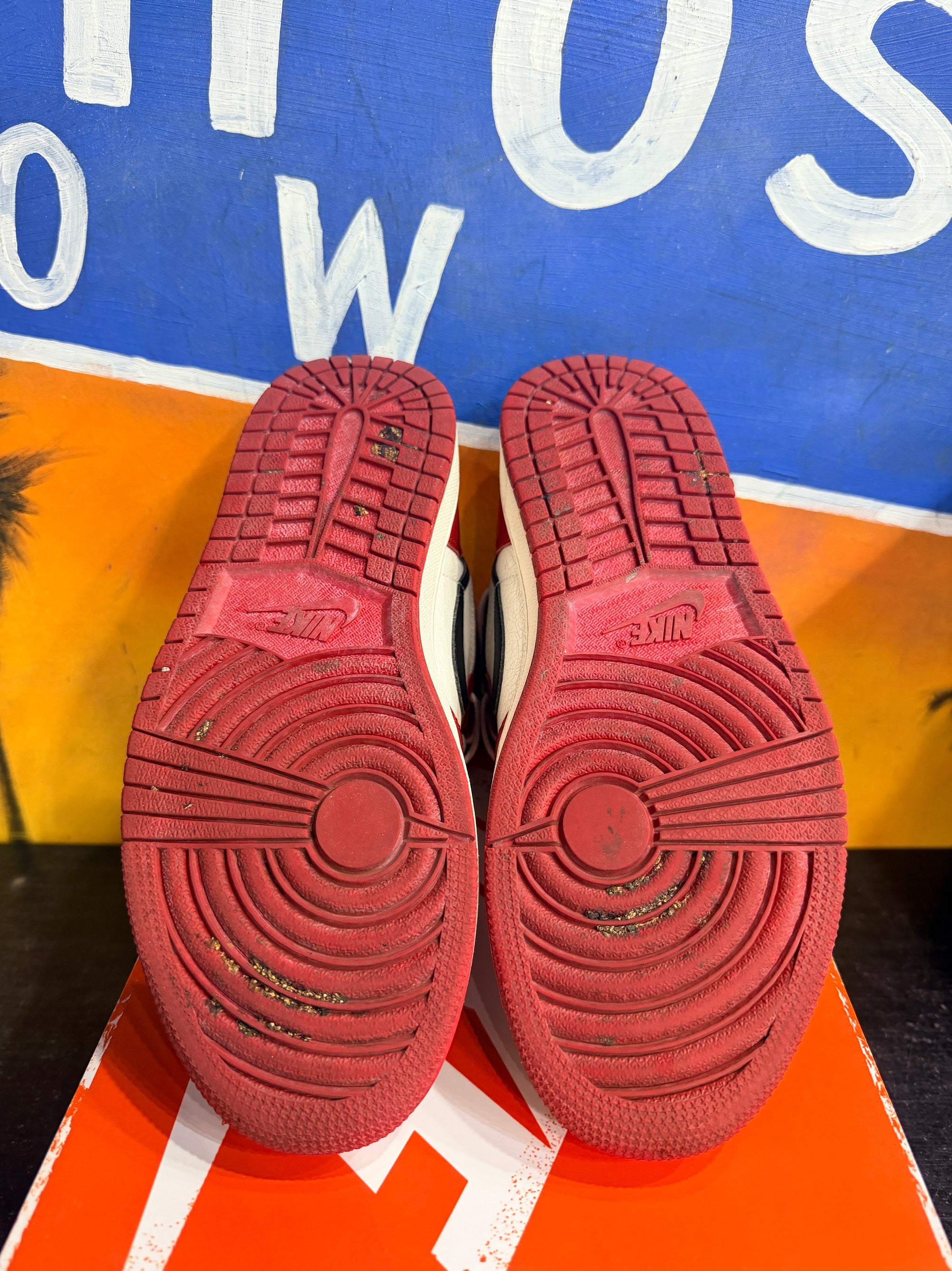 Jordan 1 Retro High OG Chicago Lost and Found