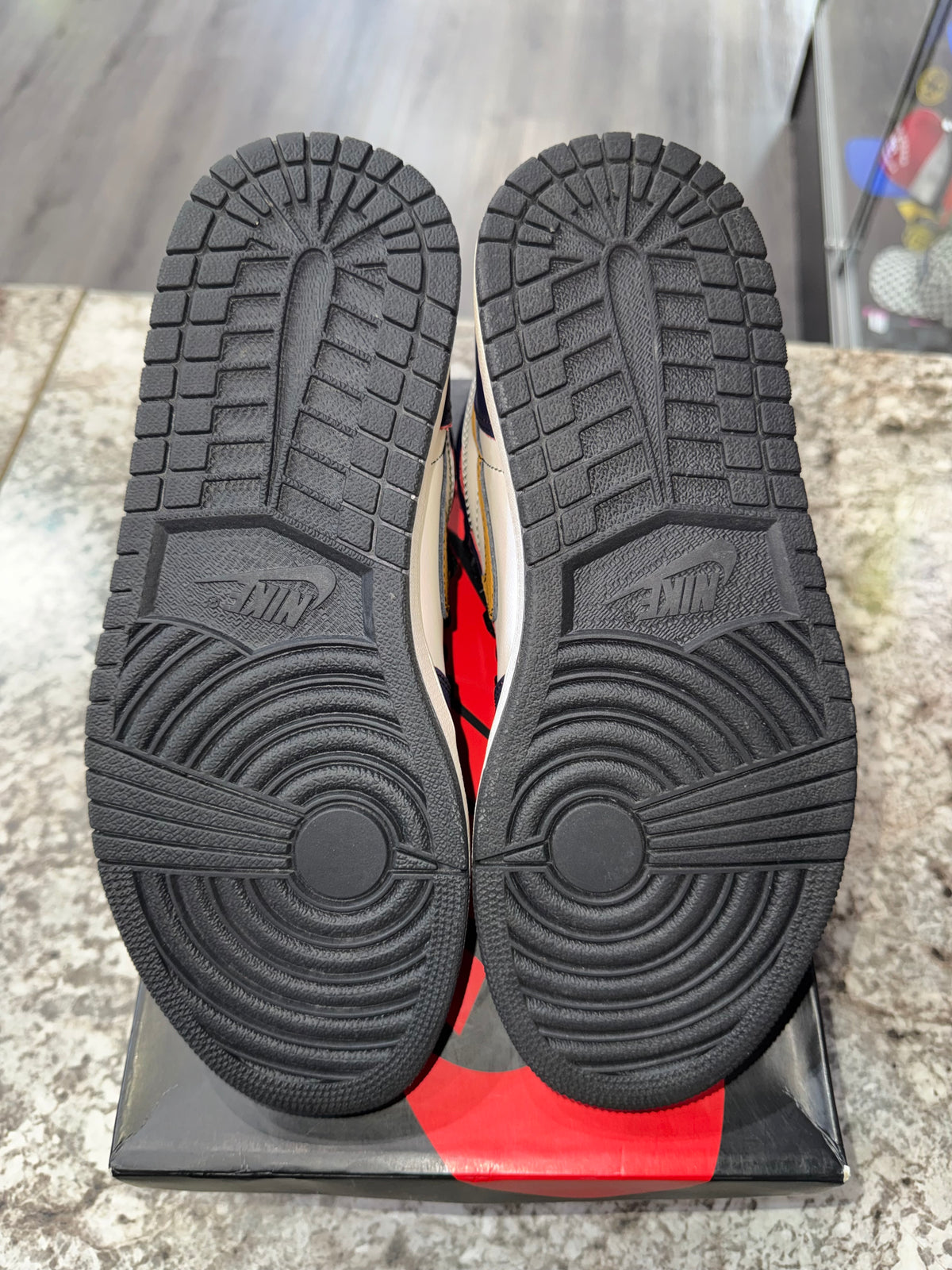 Jordan 1 Retro High OG Defiant SB LA to Chicago