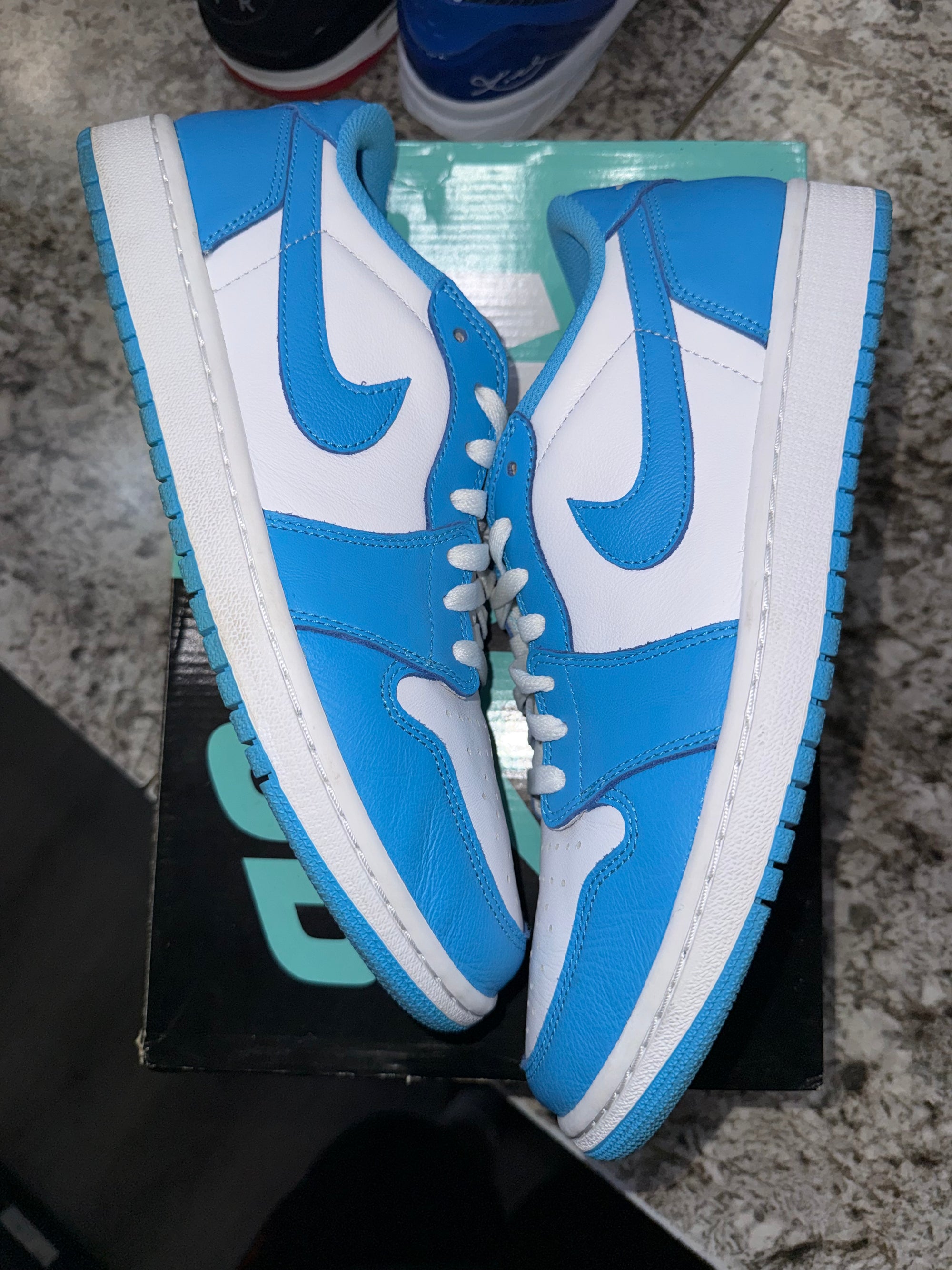 Jordan 1 Low SB UNC