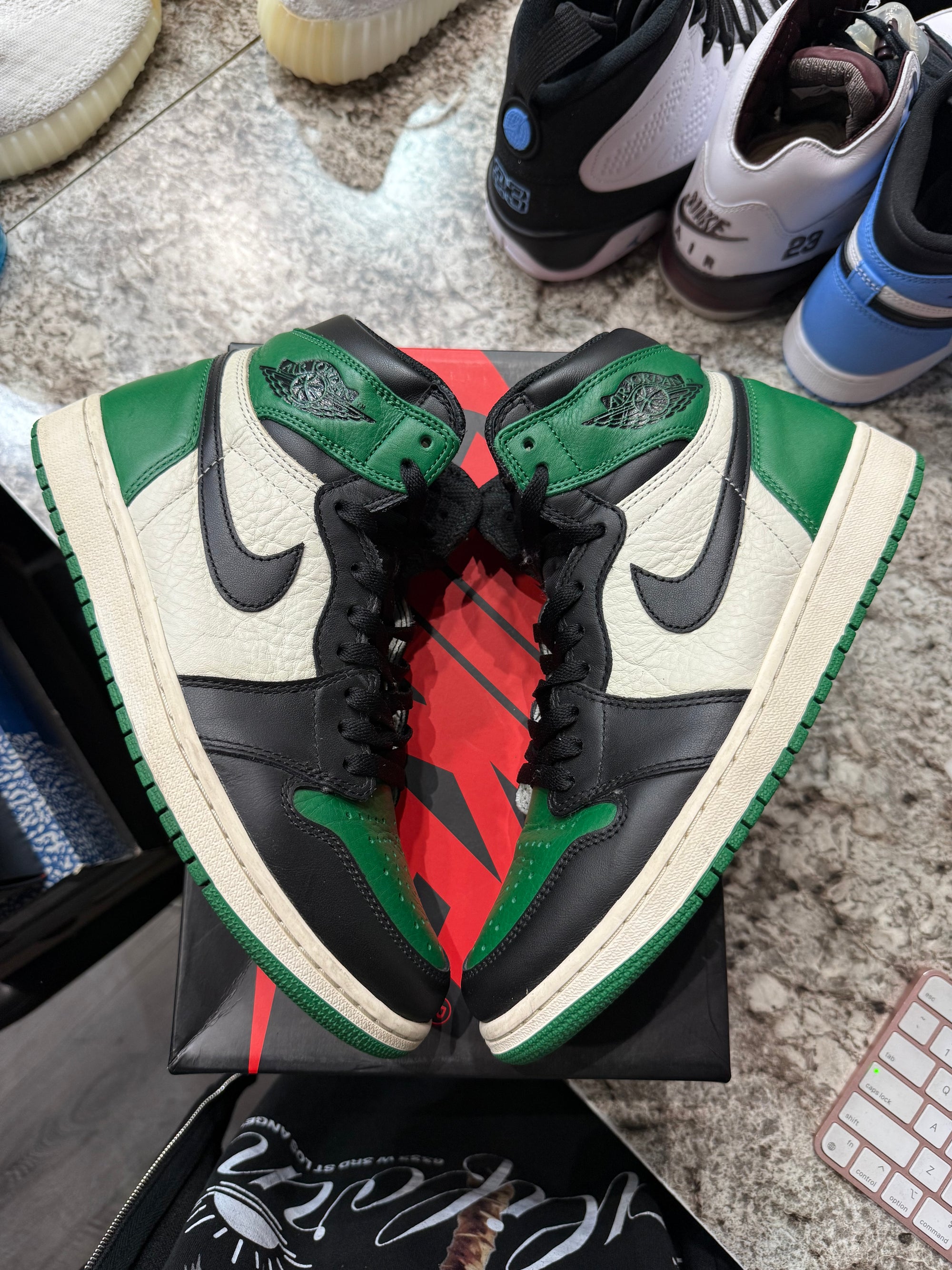 Jordan 1 Retro High Pine Green