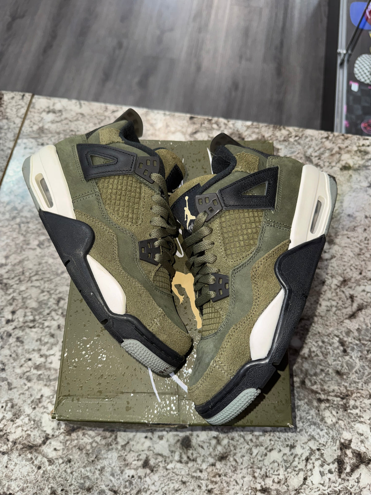 Jordan 4 Retro SE Craft Medium Olive (GS)