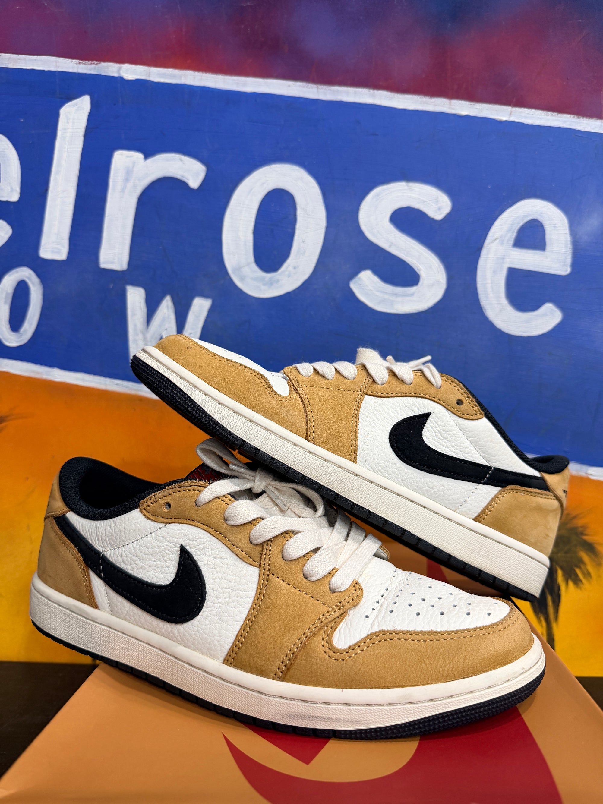 Jordan 1 Low OG Rookie of the Year