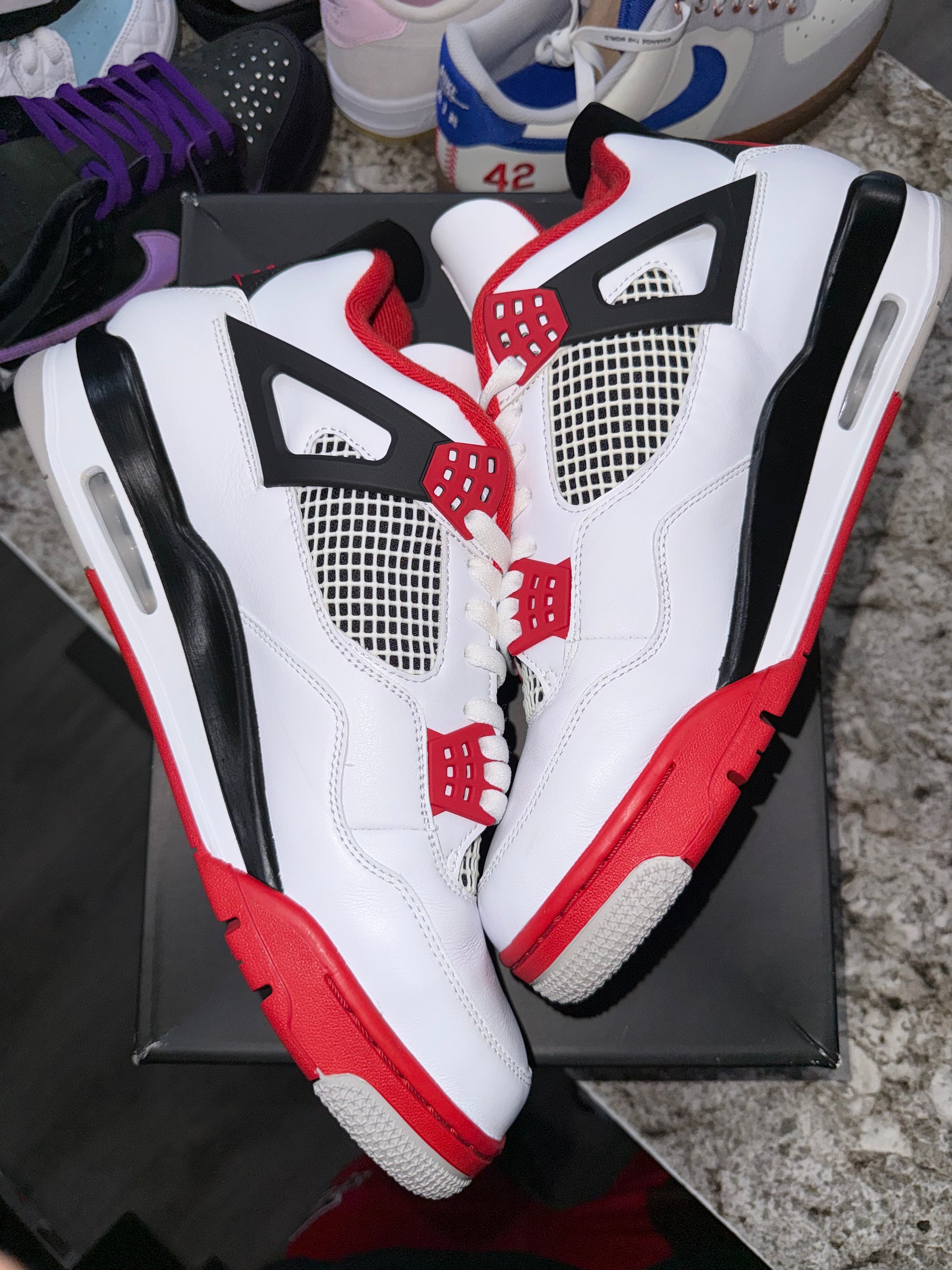 Jordan 4 Retro Fire Red (2020)