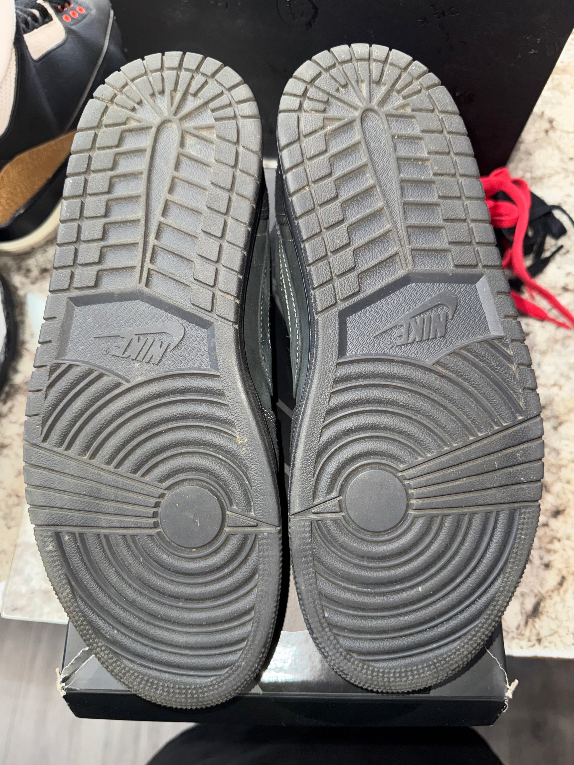 Jordan 1 Retro Low OG SP Travis Scott Black Phantom