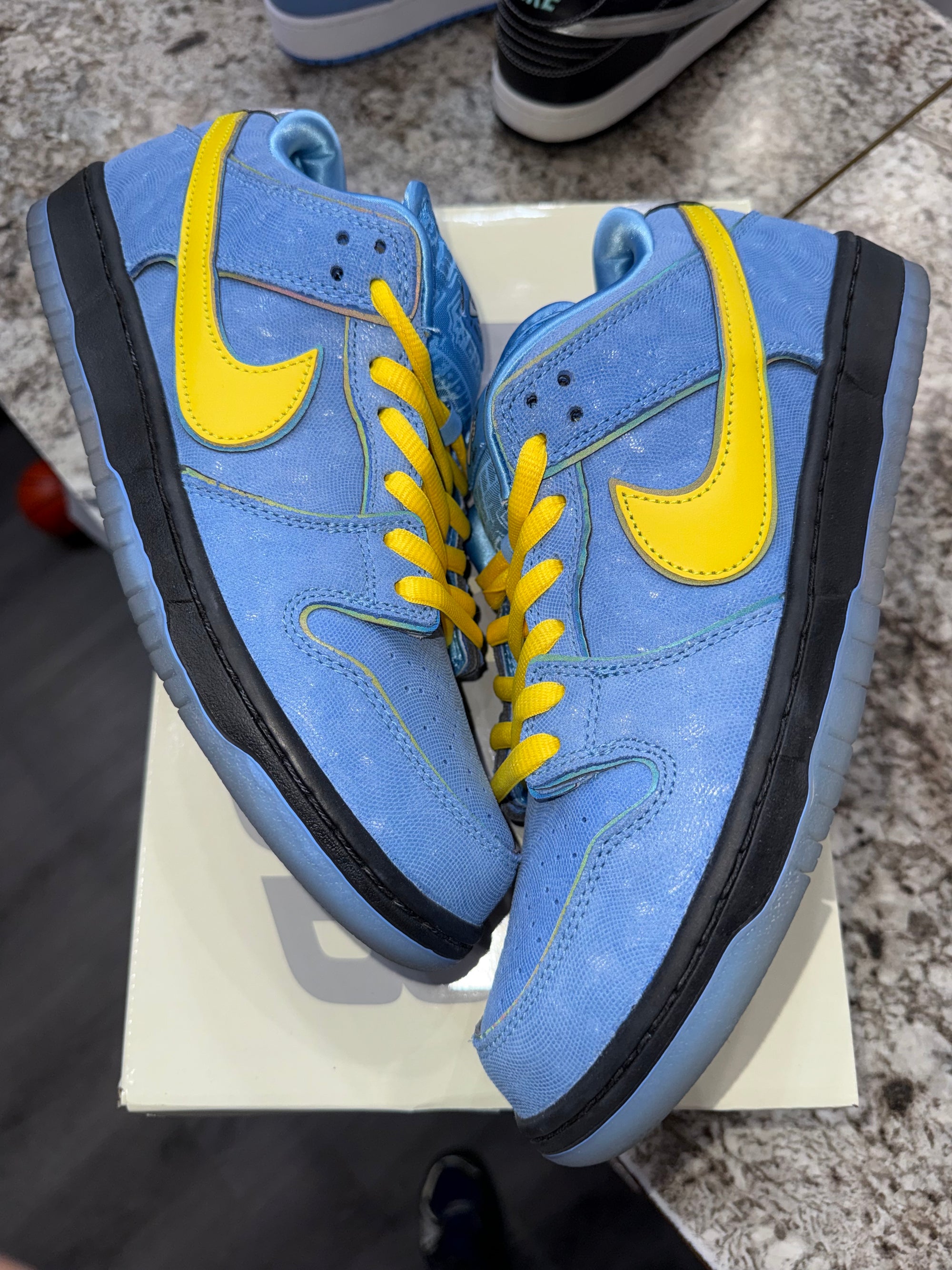 Nike SB Dunk Low The Powerpuff Girls Bubbles