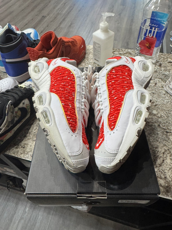 Nike Air Max Tailwind 4 Supreme White