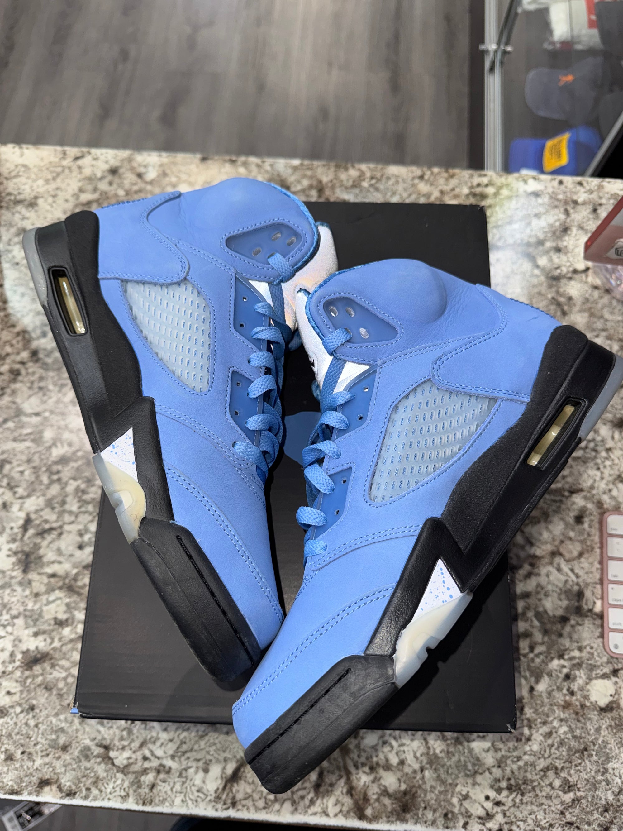 Jordan 5 Retro UNC University Blue
