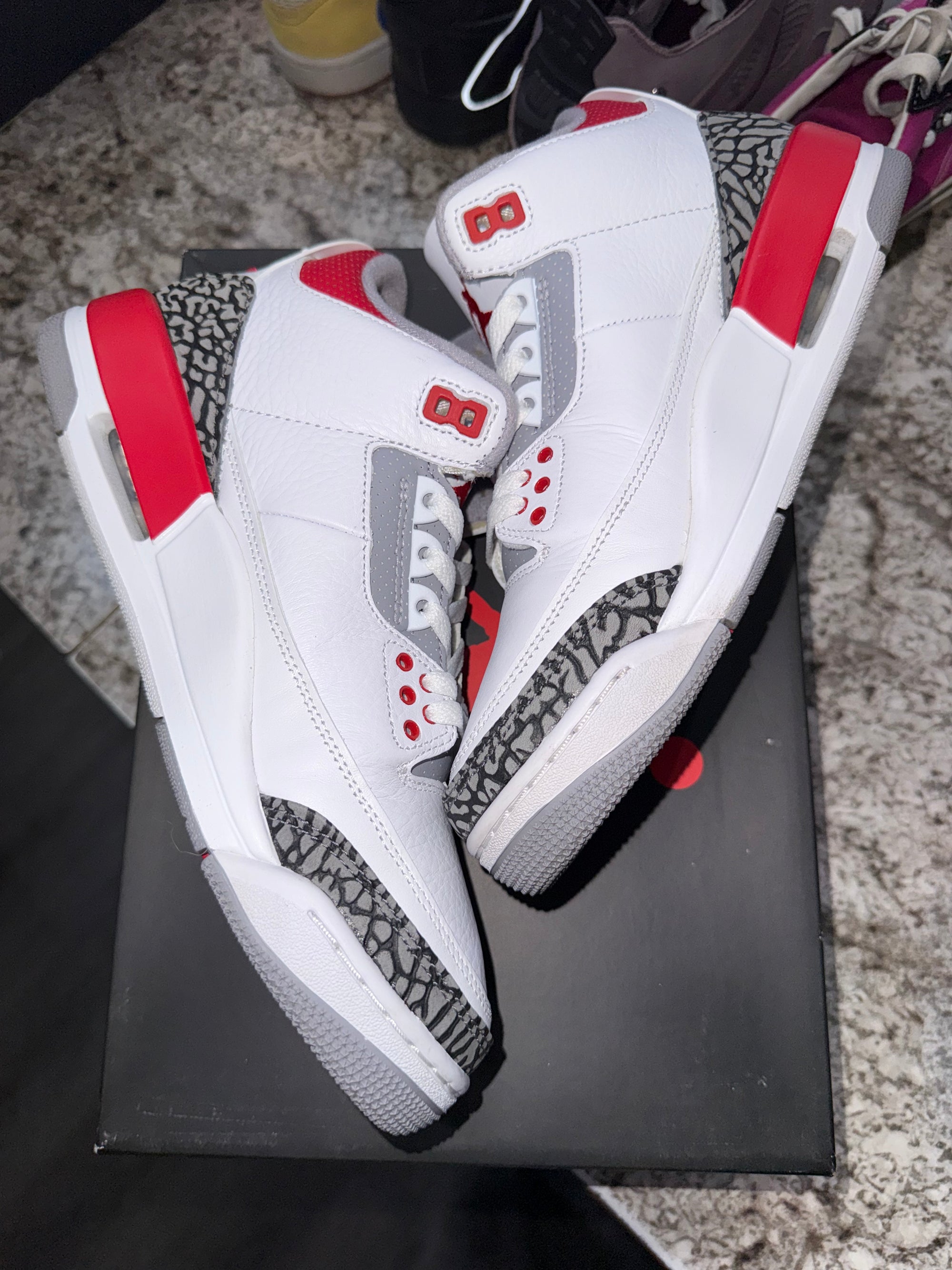 Jordan 3 Retro Fire Red (2022)