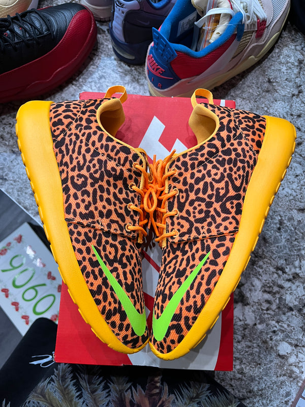 Nike Roshe Run Orange Leopard