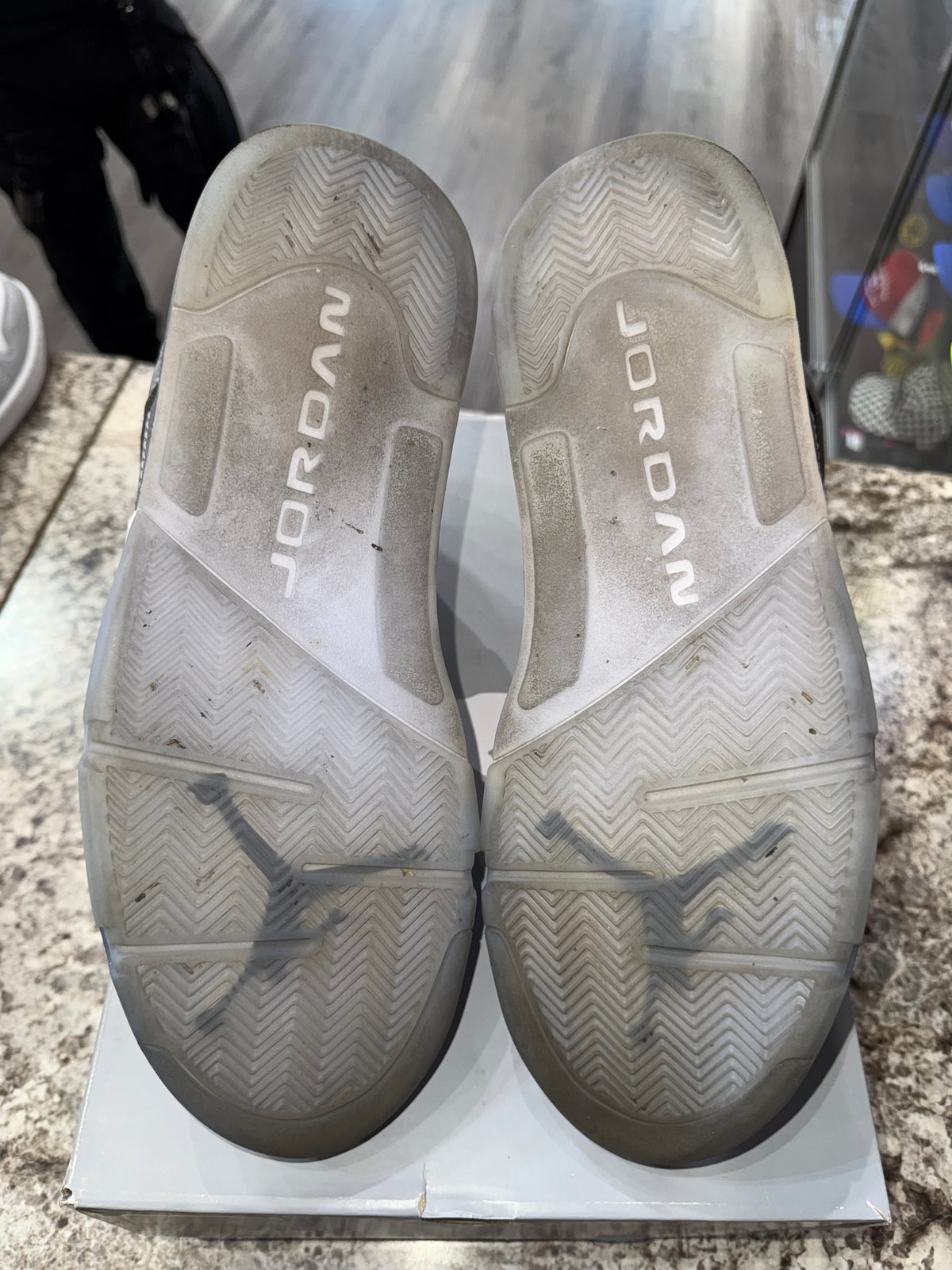 Jordan 5 Retro Wolf Grey (2026)