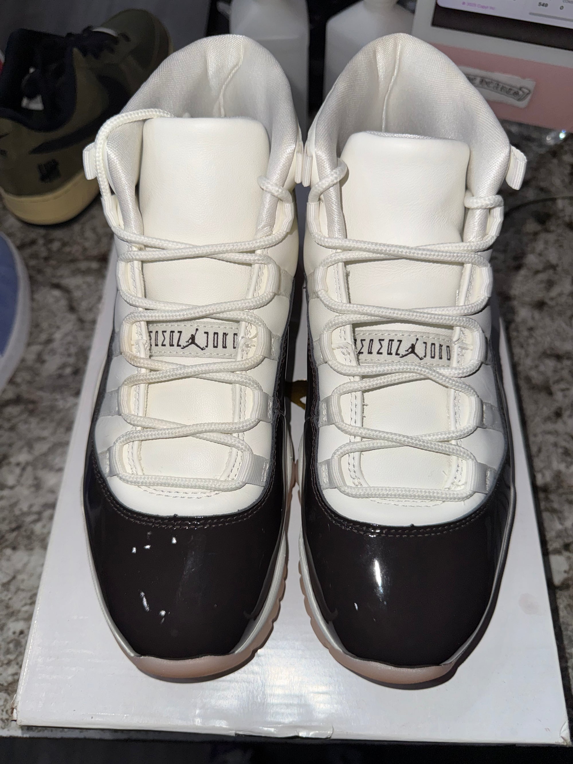 Jordan 11 Retro Neapolitan (Women's)