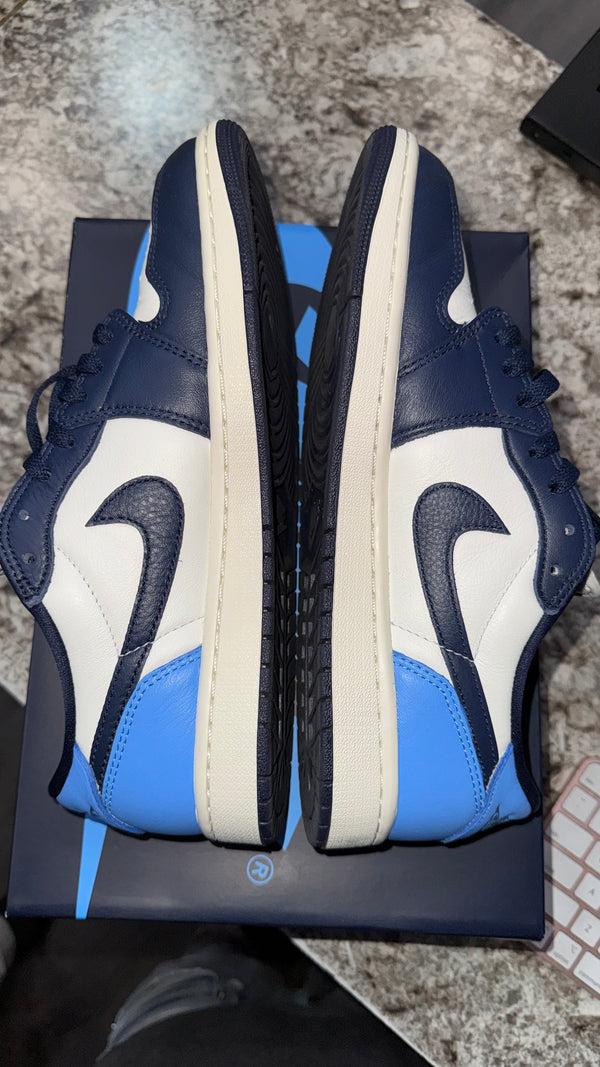 Jordan 1 Low OG Obsidian UNC (DAMAGED BOX)