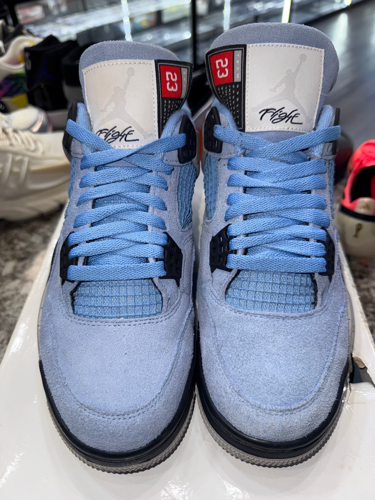 Jordan 4 Retro University Blue