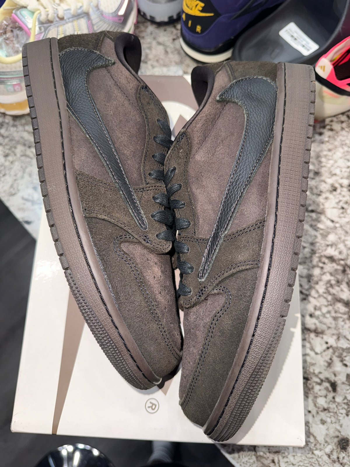 Jordan 1 Retro Low OG SP Travis Scott Velvet Brown