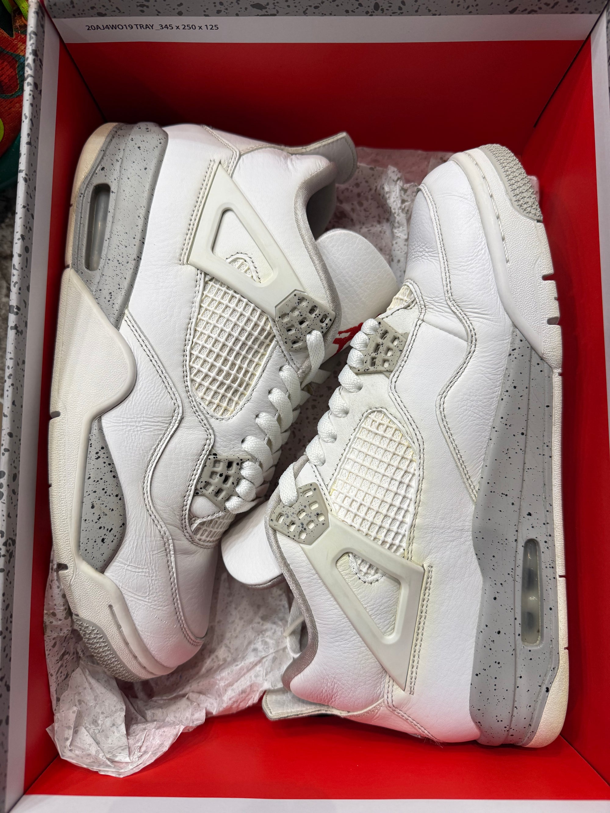 Jordan 4 Retro White Oreo (2021)