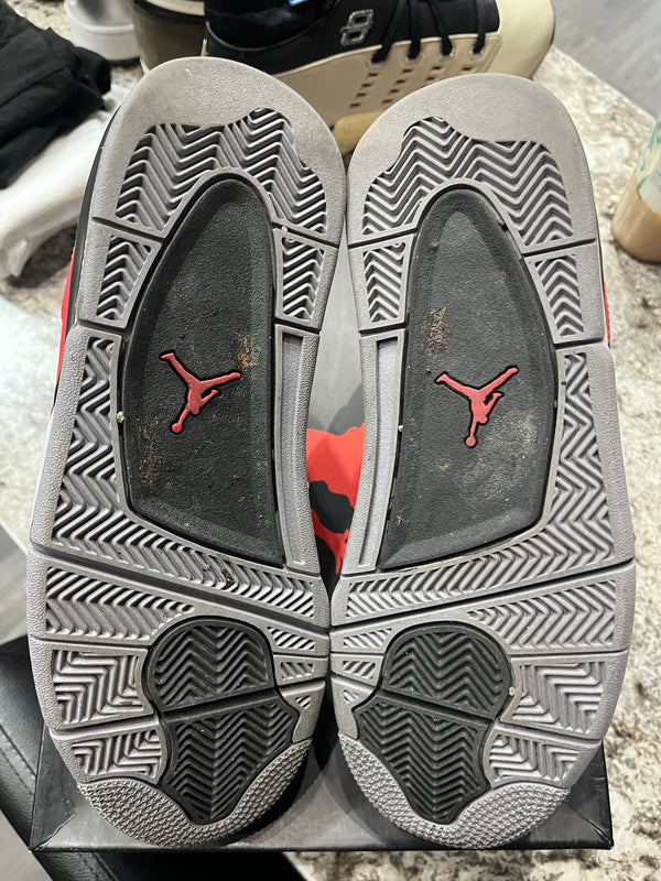 Jordan 4 Retro Toro Bravo