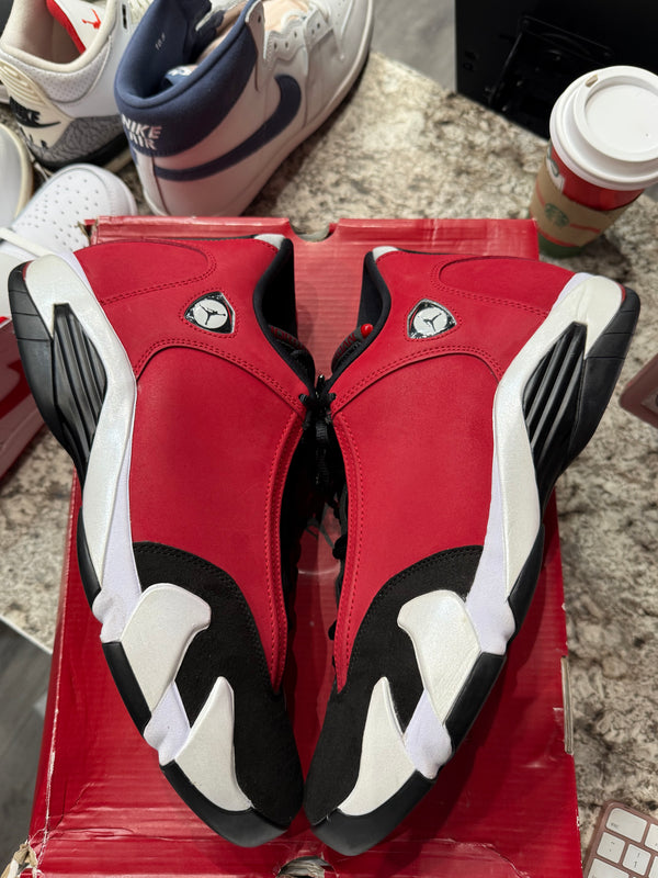 Jordan 14 Retro Gym Red Toro