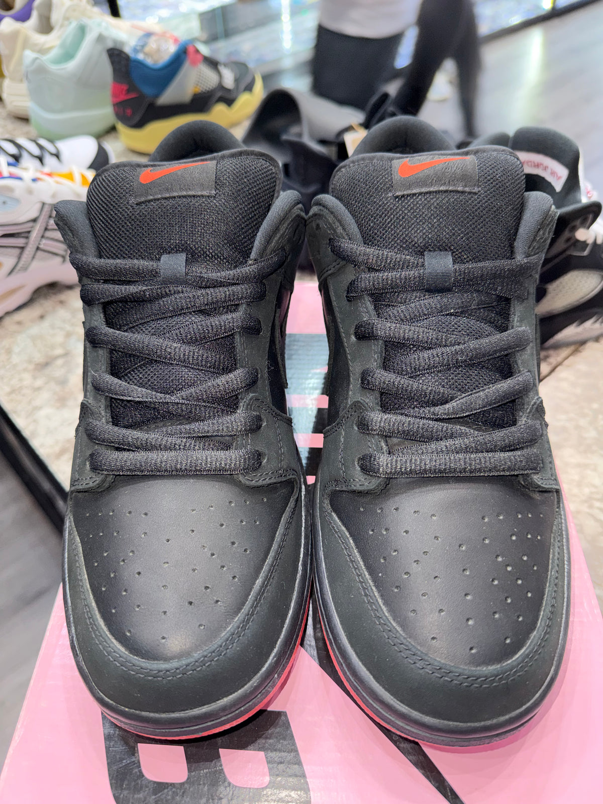 Nike SB Dunk Low Black Pigeon