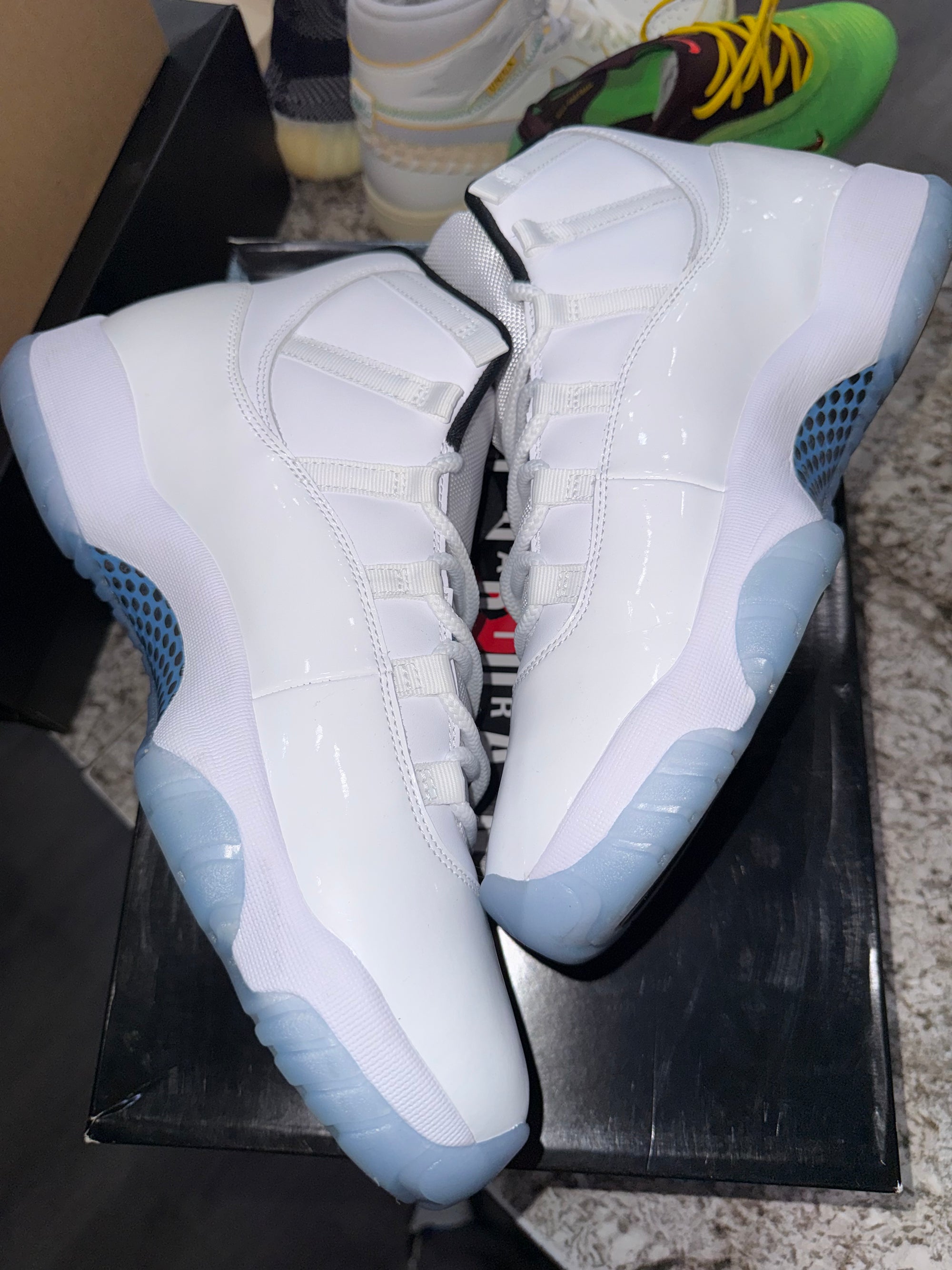 Jordan 11 Retro Legend Blue (2024)