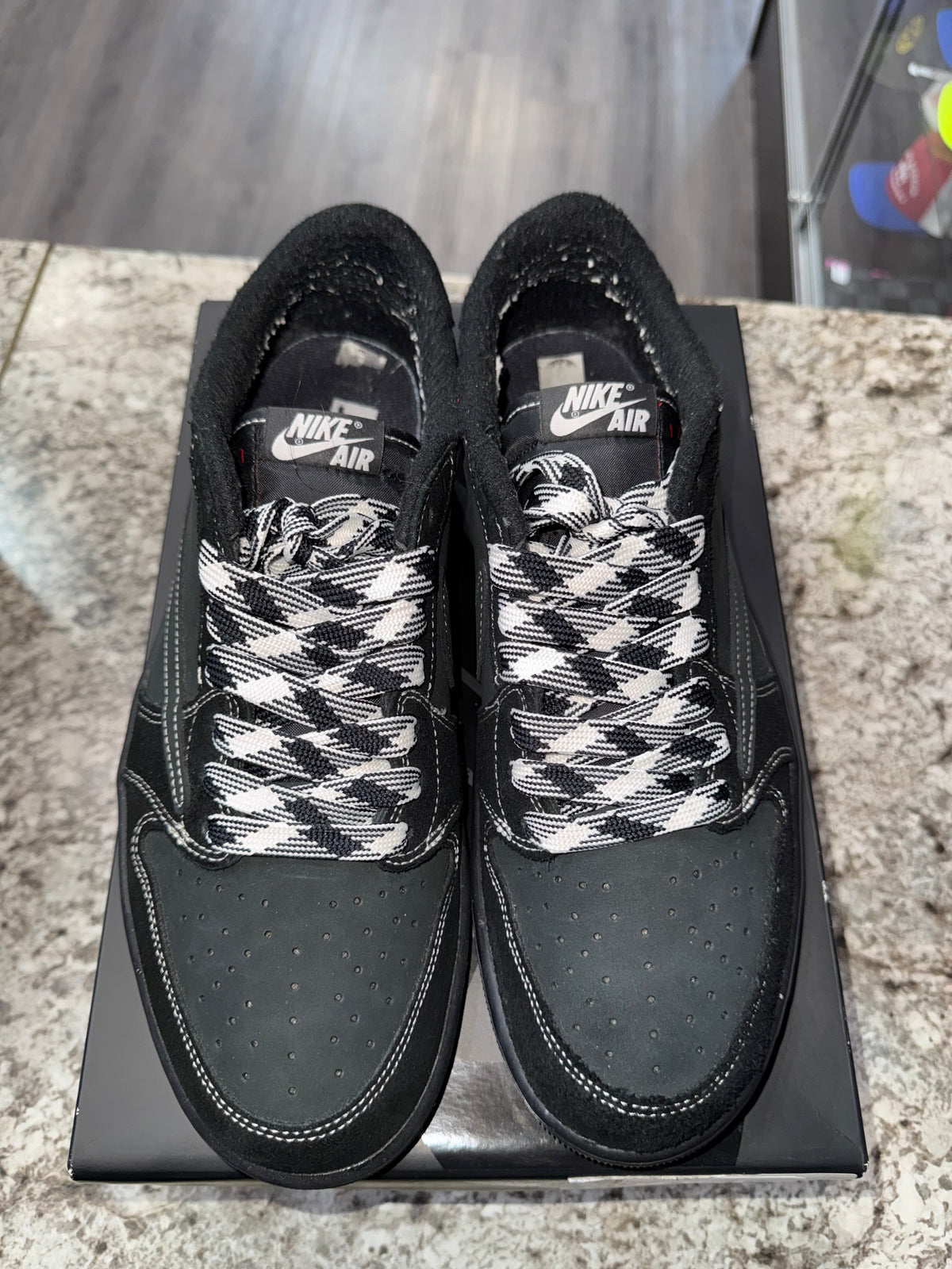 Jordan 1 Retro Low OG SP Travis Scott Black Phantom