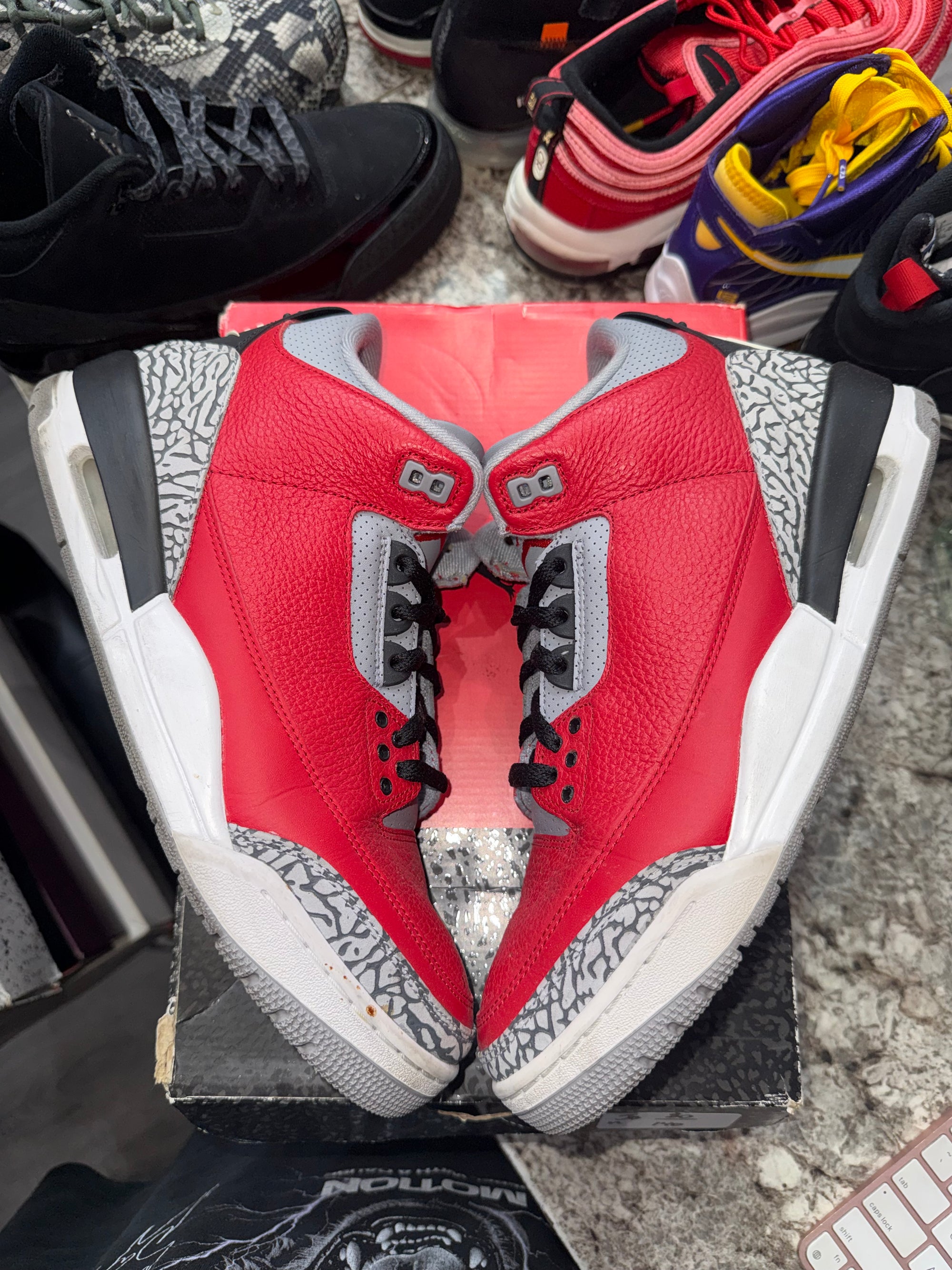 Jordan 3 Retro SE Unite