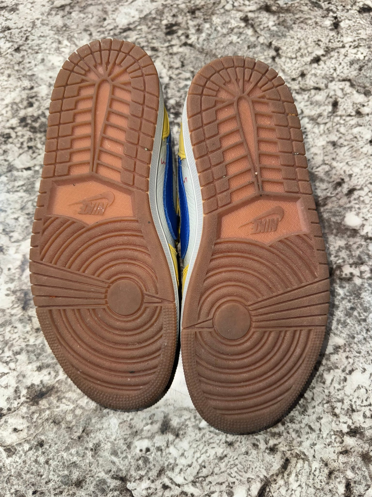 Jordan 1 Retro Low OG SP Travis Scott Canary (Women's)