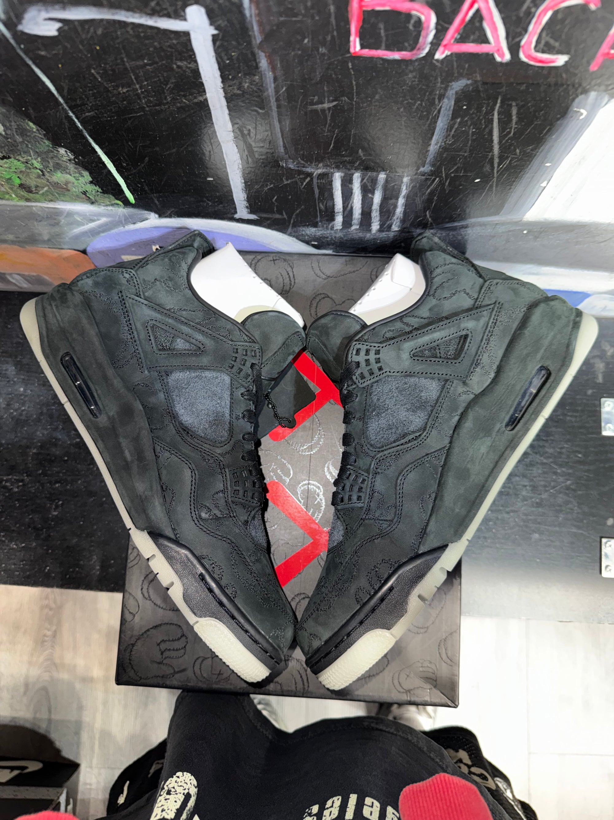 Jordan 4 Retro Kaws Black