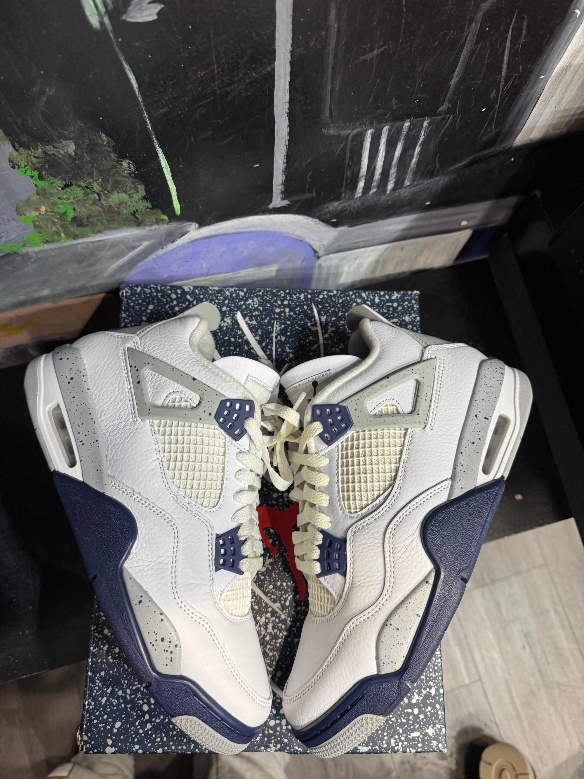 Jordan 4 Retro Midnight Navy