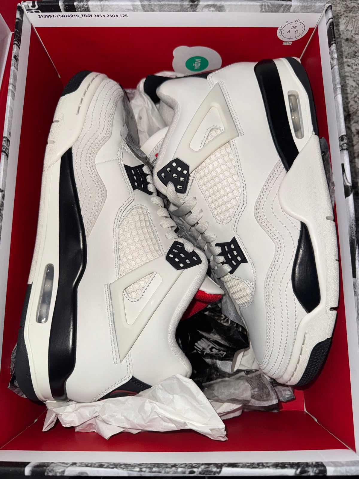 Jordan 4 Retro Flight Club