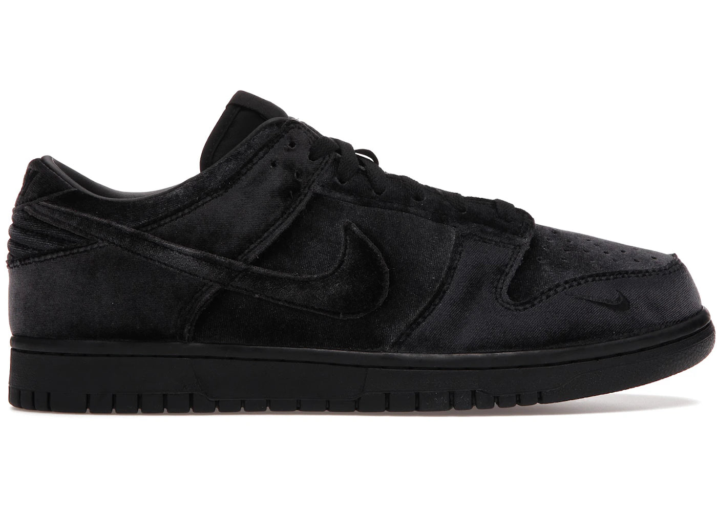 Nike Dunk Low Dover Street Market Triple Black Velvet