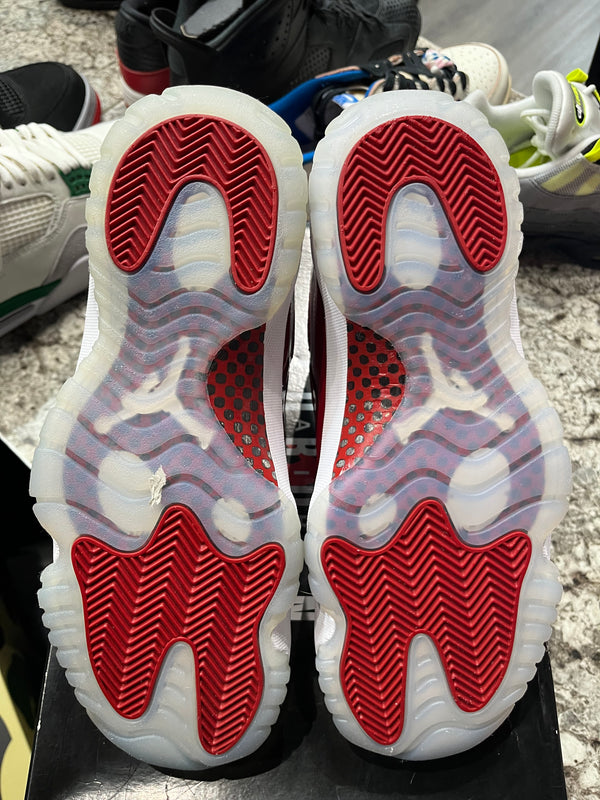 Jordan 11 Retro Cherry (2022)