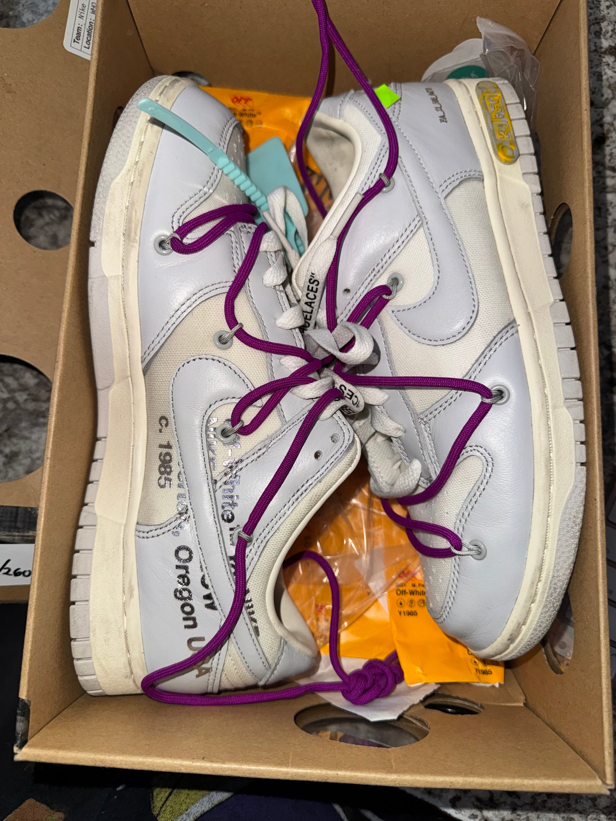 Nike Dunk Low Off-White Lot 21 (DAMAGED BOX)