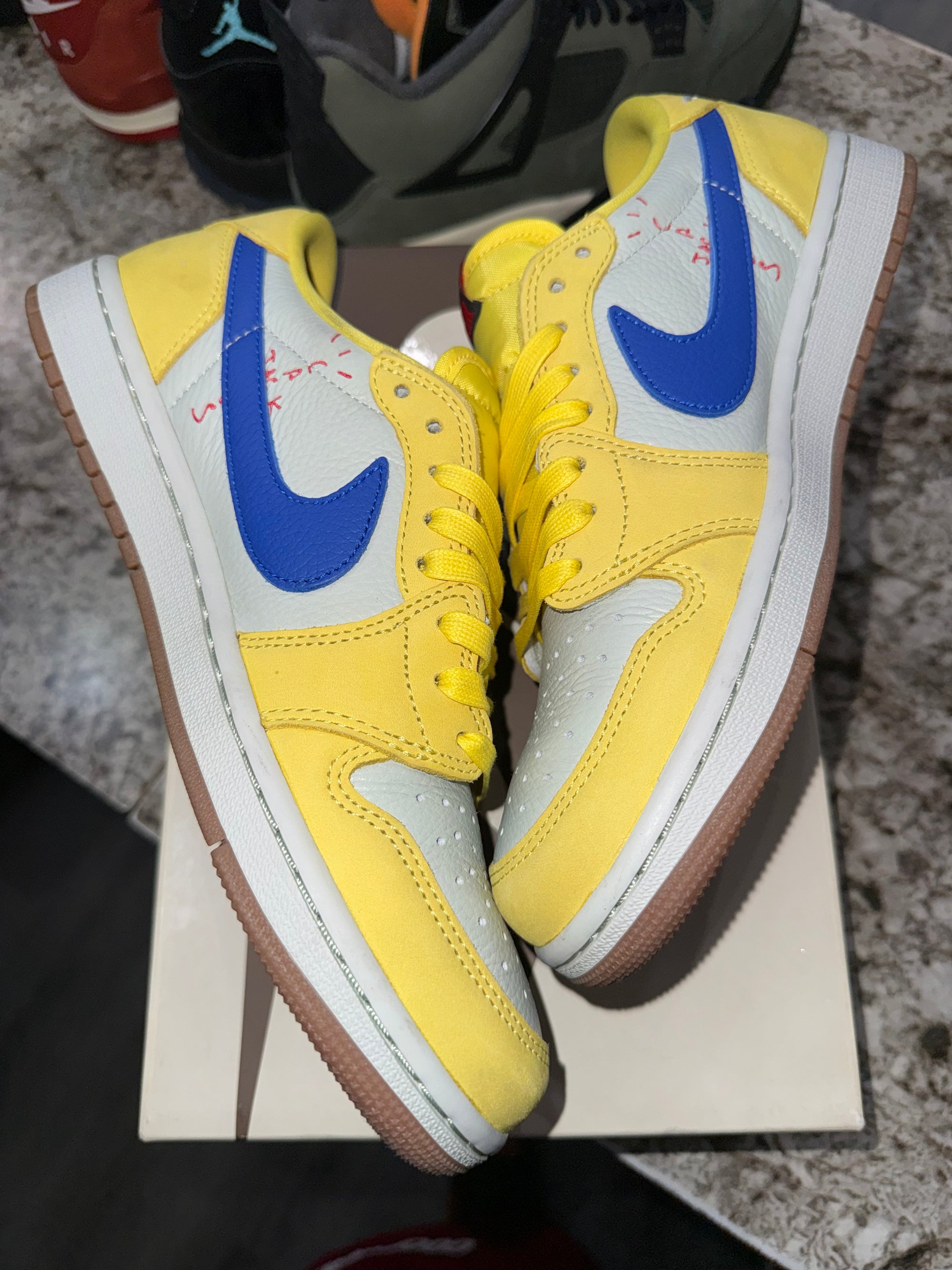 Jordan 1 Retro Low OG SP Travis Scott Canary (Women's)