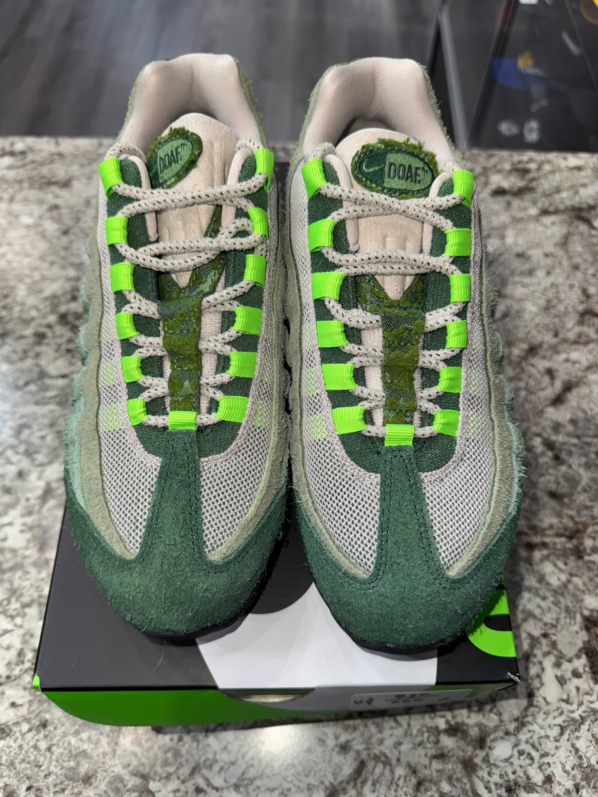 Nike Air Max 95 Big Bubble Ducks of a Feather Oregon Ducks The Woods