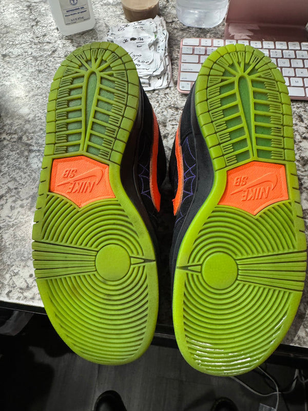 Nike SB Dunk Low Night of Mischief Halloween