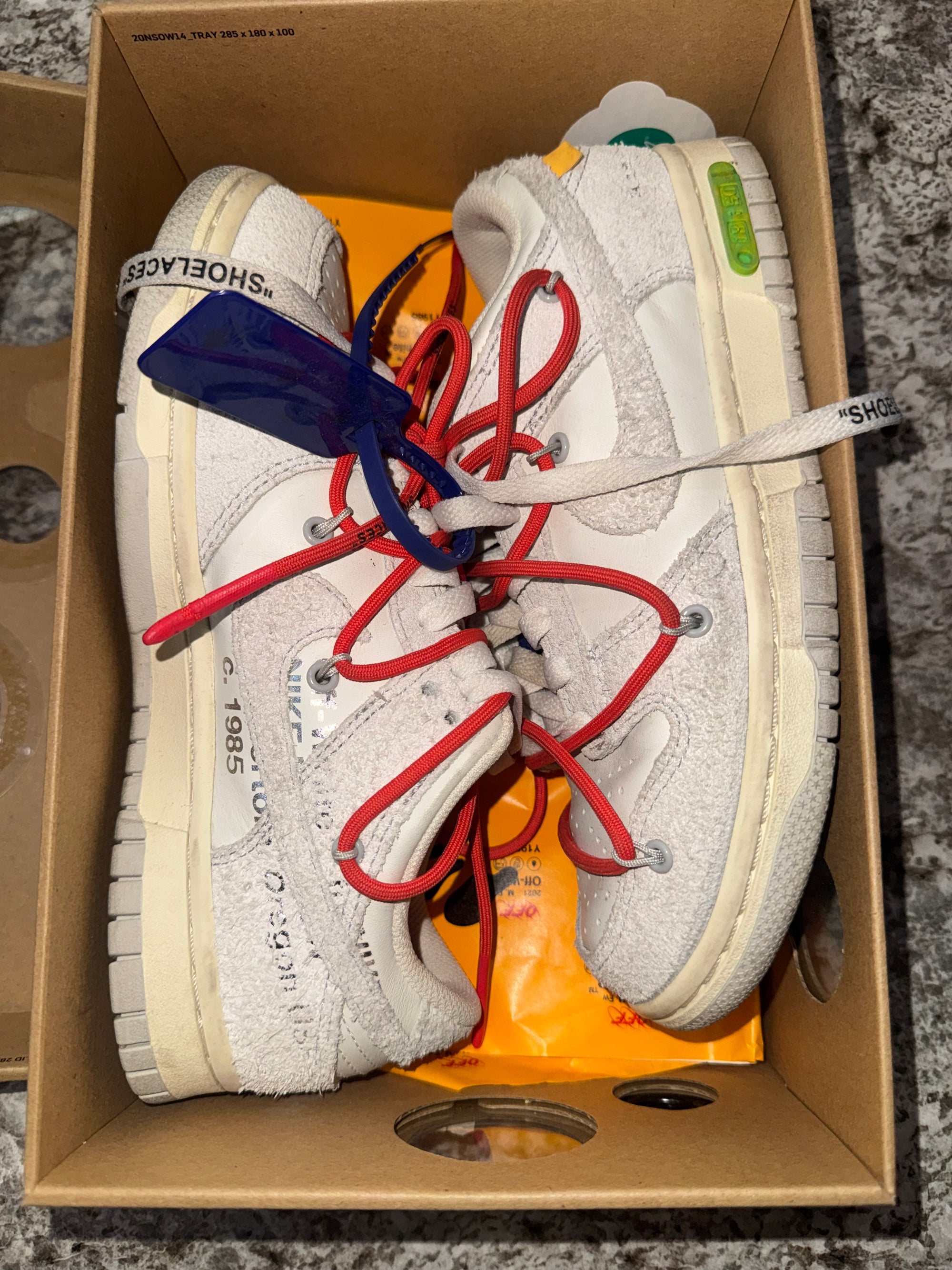 Nike Dunk Low Off-White Lot 13