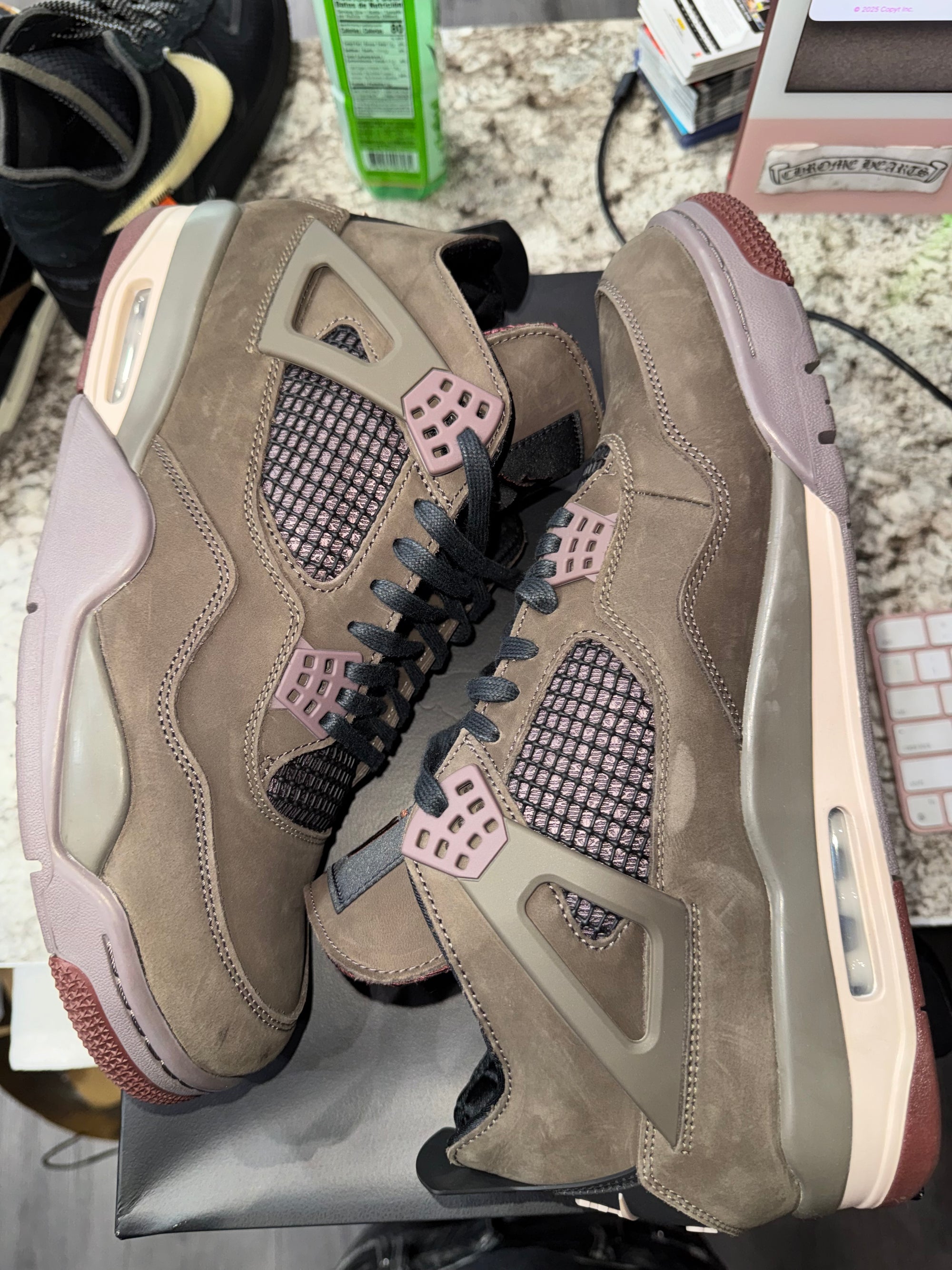 Jordan 4 Retro SP A Ma Maniére Dark Mocha