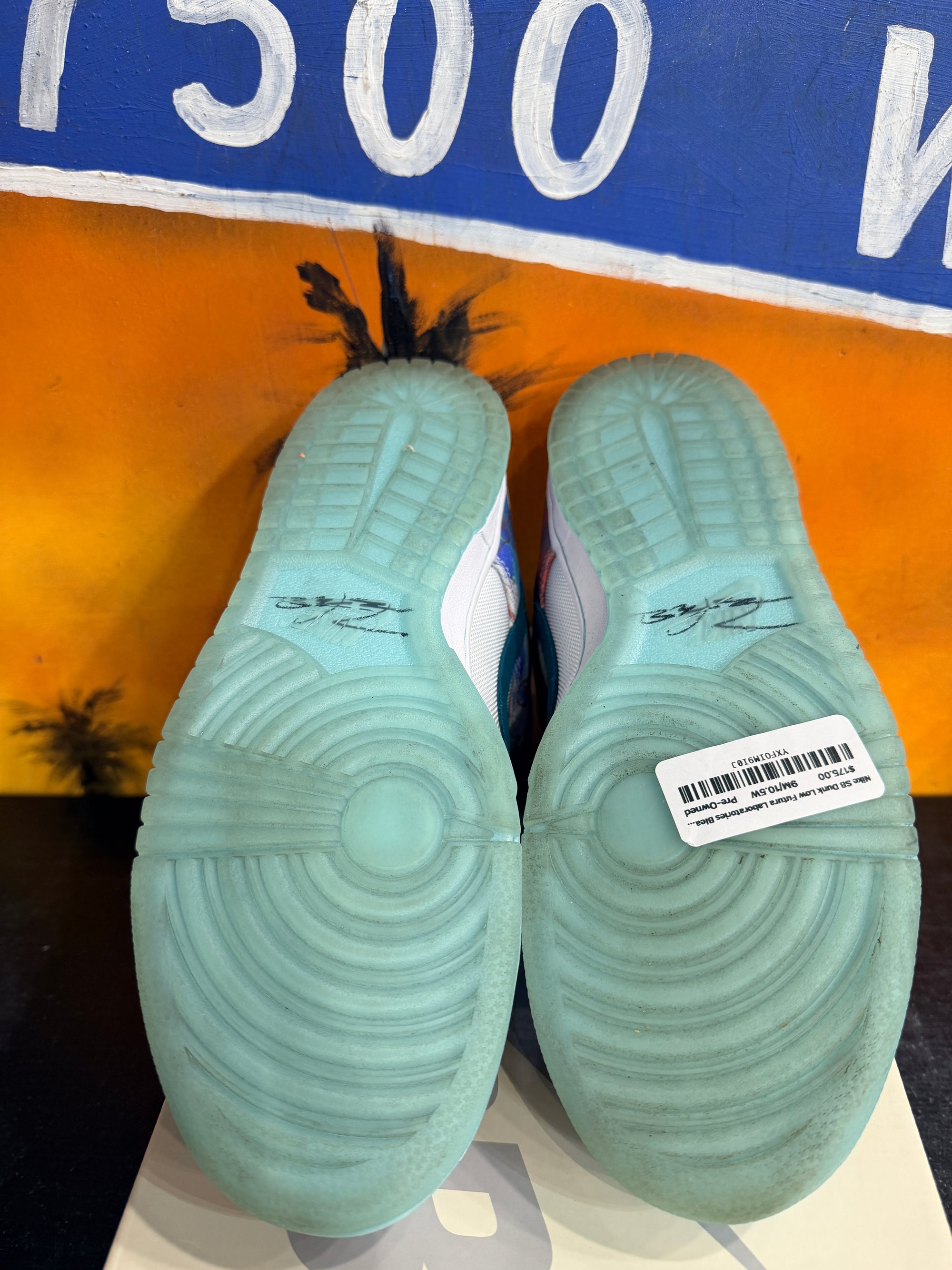 Nike SB Dunk Low Futura Laboratories Bleached Aqua