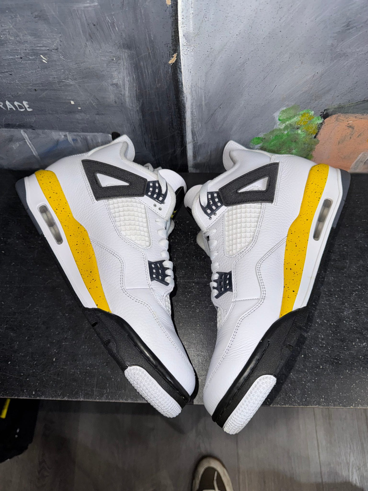 Jordan 4 Retro Rare Air Tour Yellow (2026)