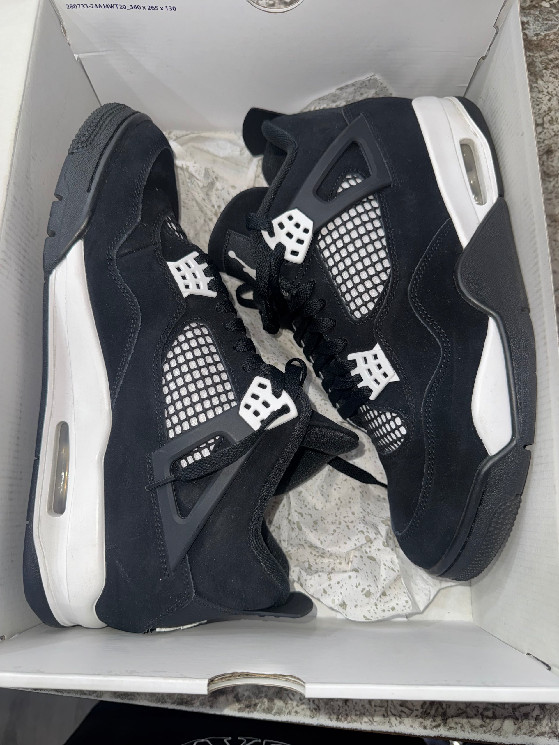 Jordan 4 Retro White Thunder