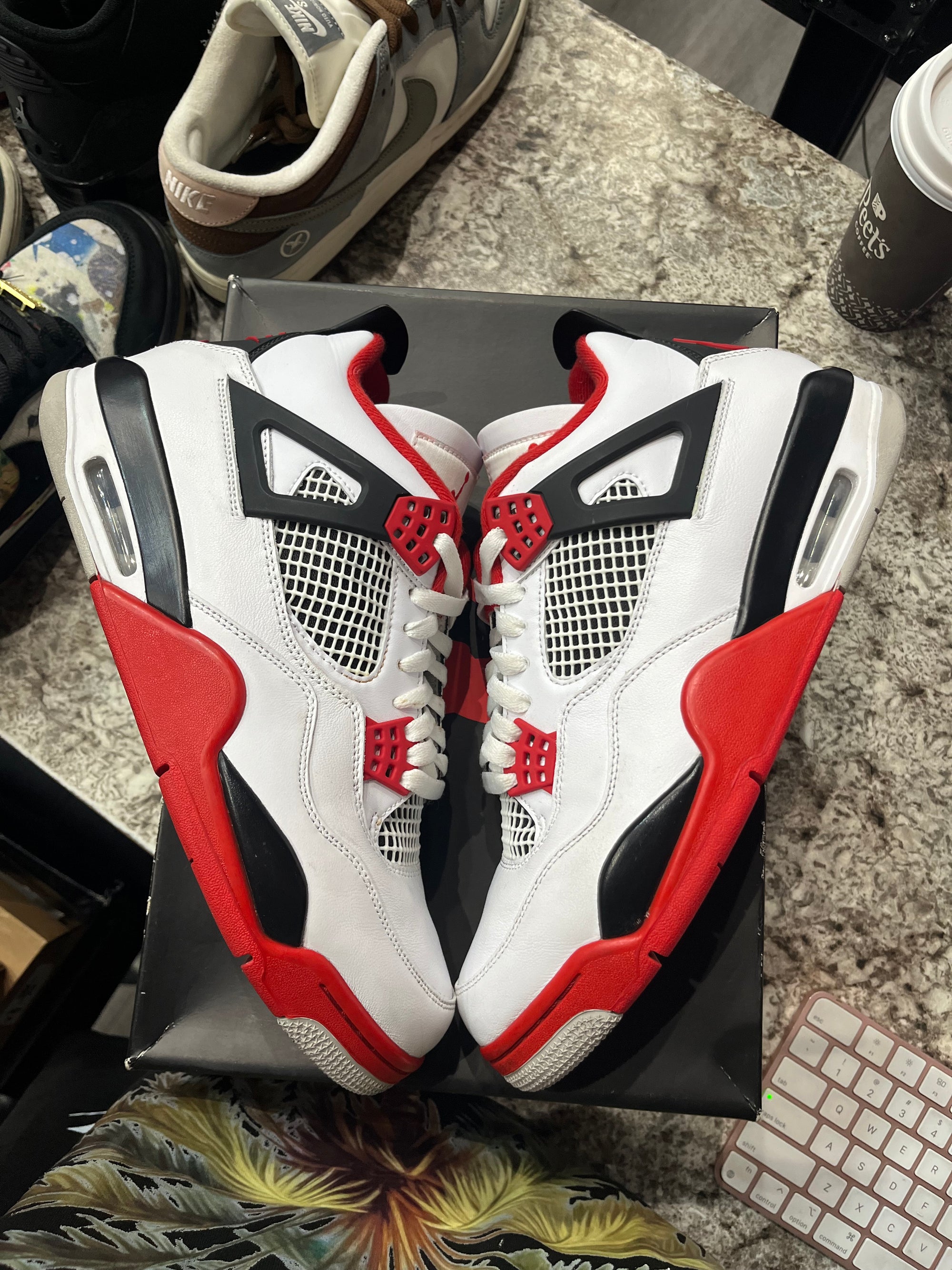 Jordan 4 Retro Fire Red (2020)