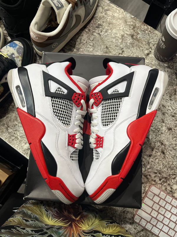 Jordan 4 Retro Fire Red (2020)