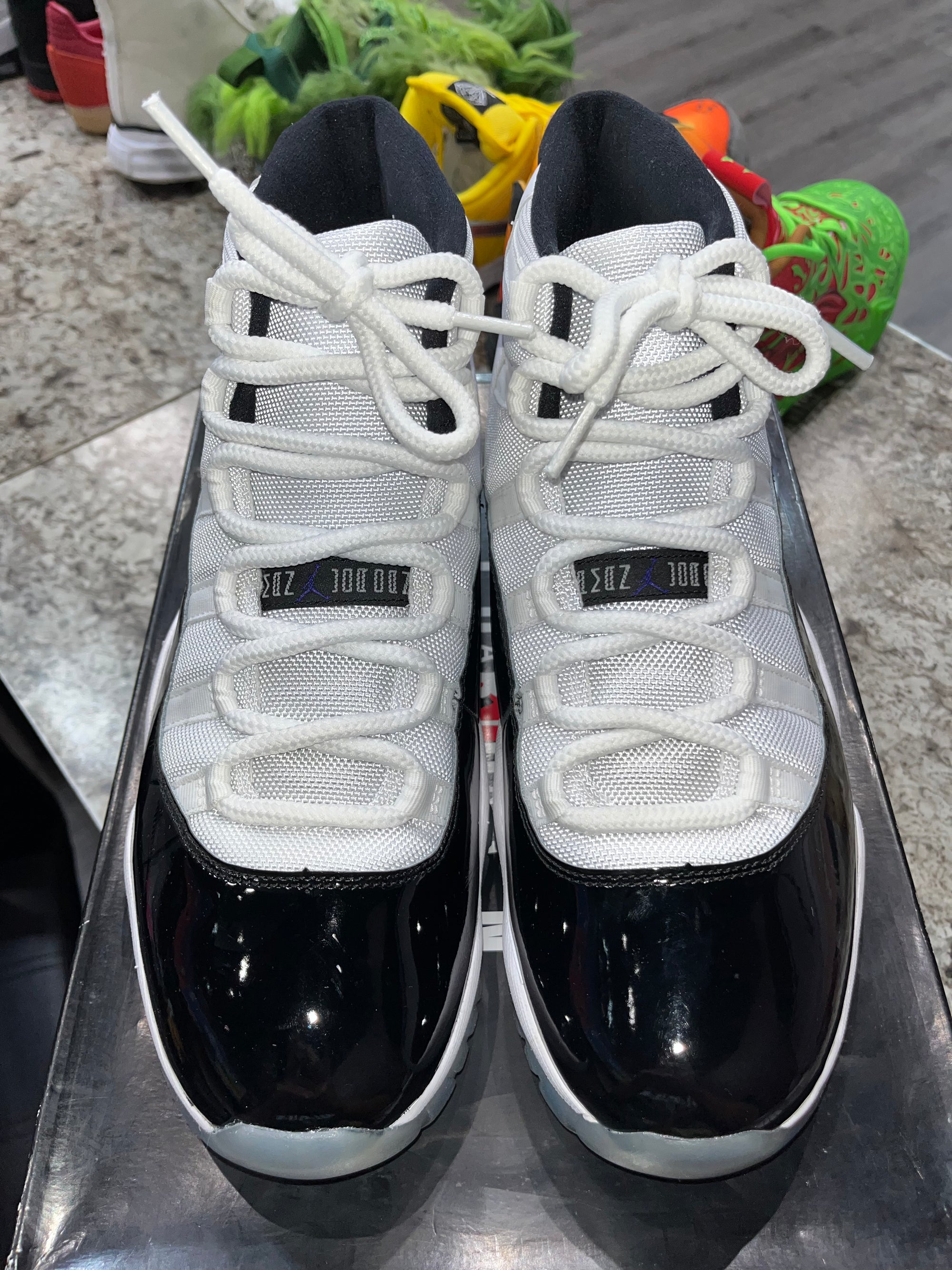 Jordan 11 Retro Concord (2018)